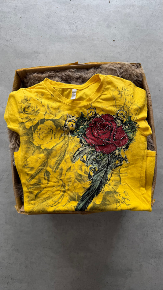 Yellow embellished tee ★ Size large