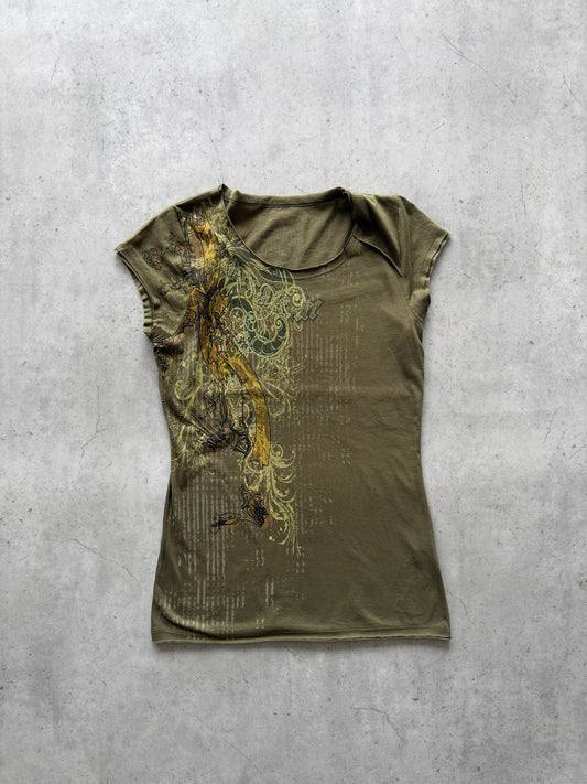 Khaki graphic (on left) tee  ★ Size labelled medium