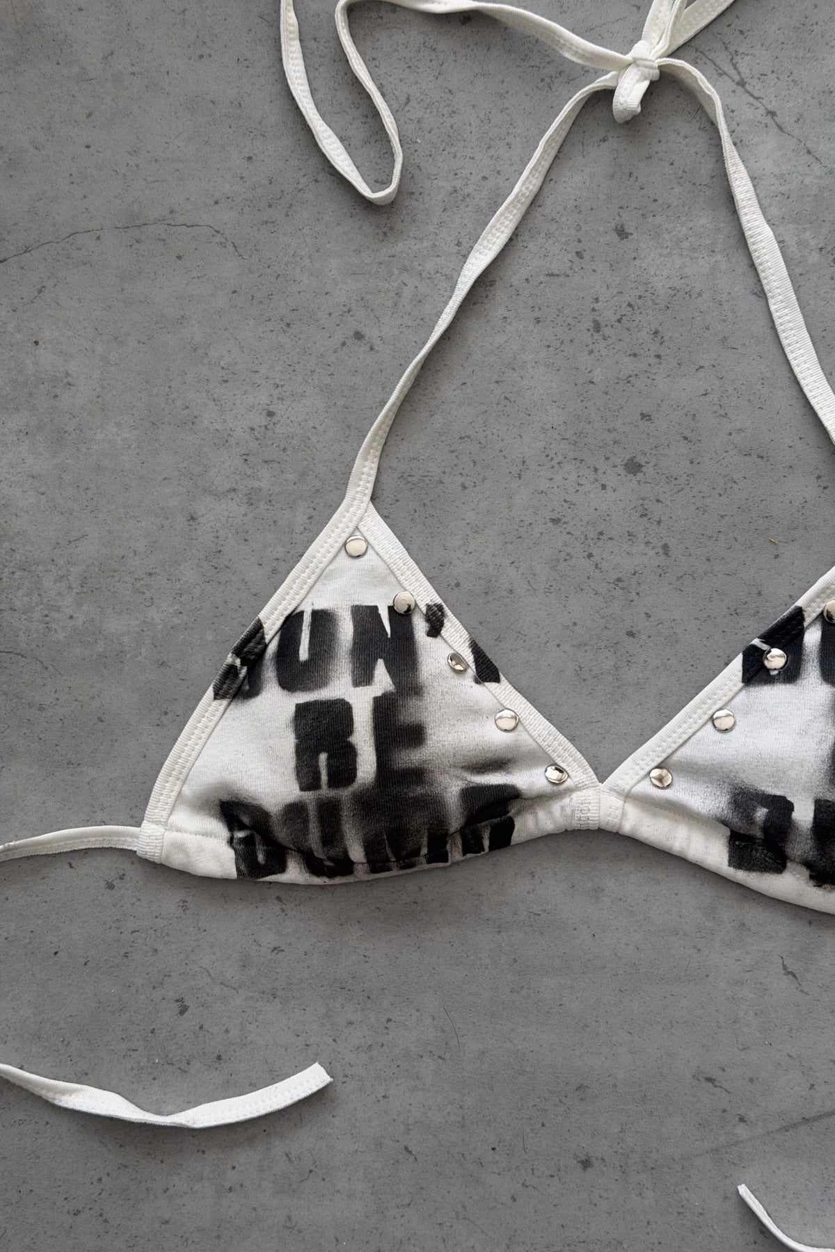 Graphic studded bikini ★ Size estimated medium