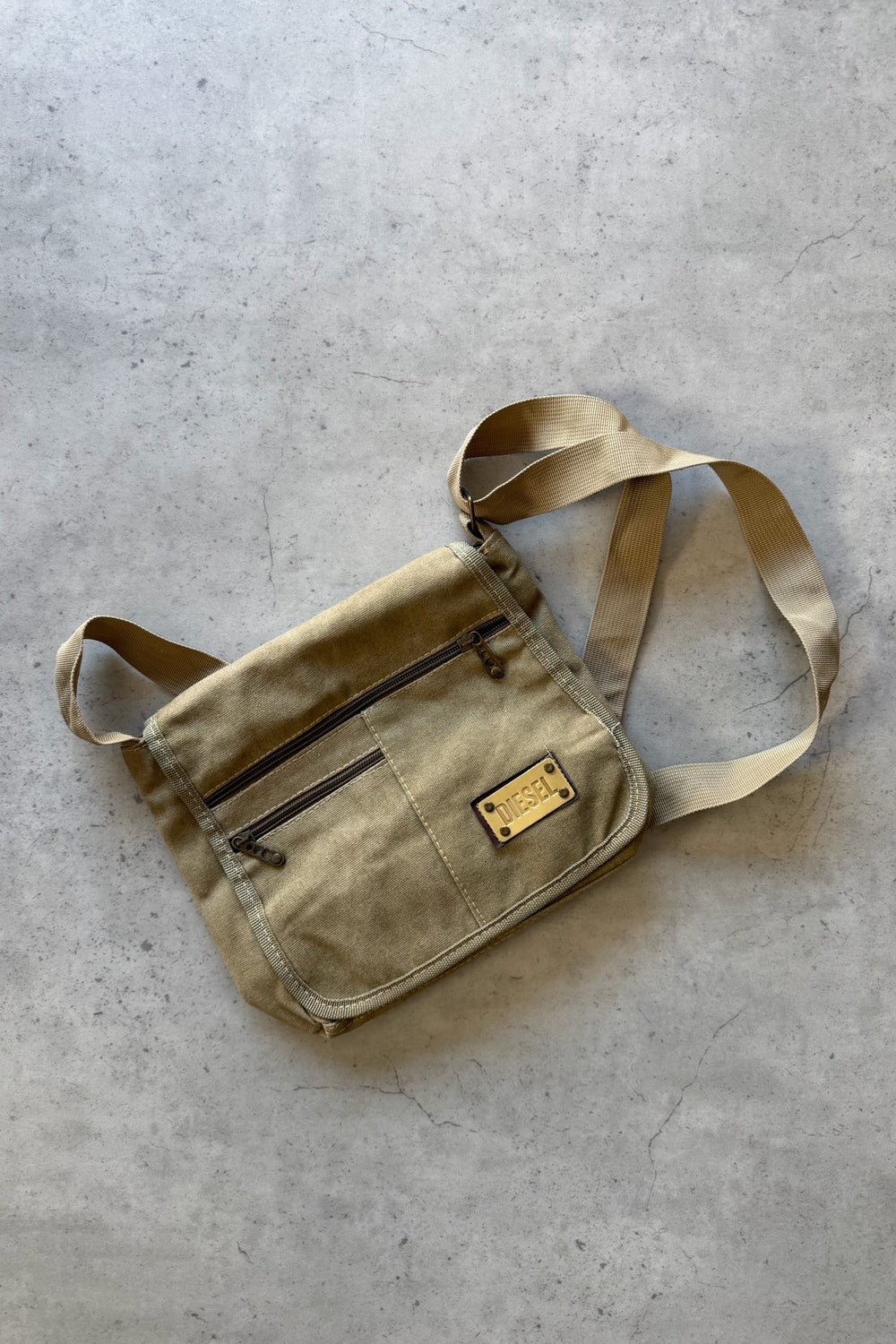 DIESEL khaki satchel bag ★