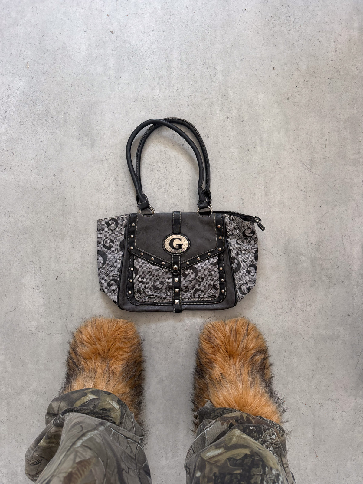 GUESS vintage monogram bag ★