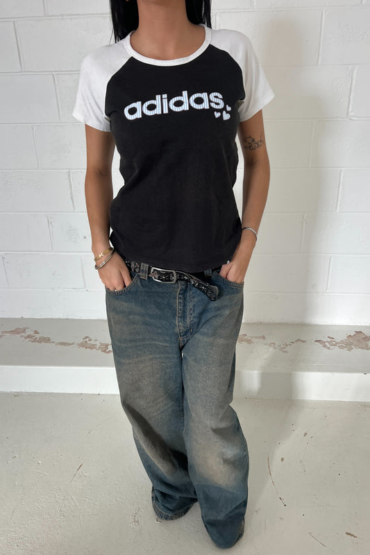 ADIDAS black vintage tee ★ Size large