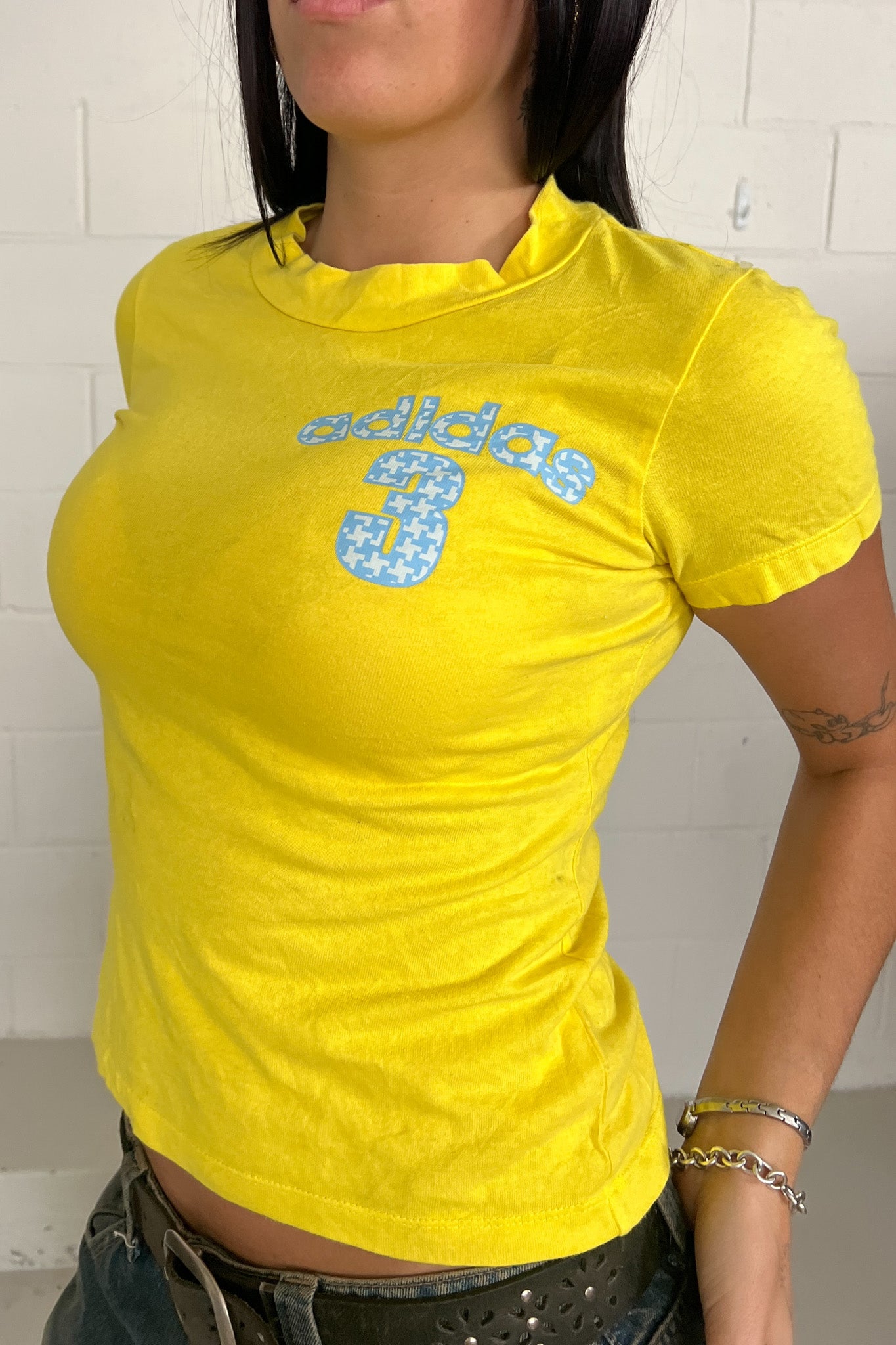 ADIDAS vintage yellow baby tee