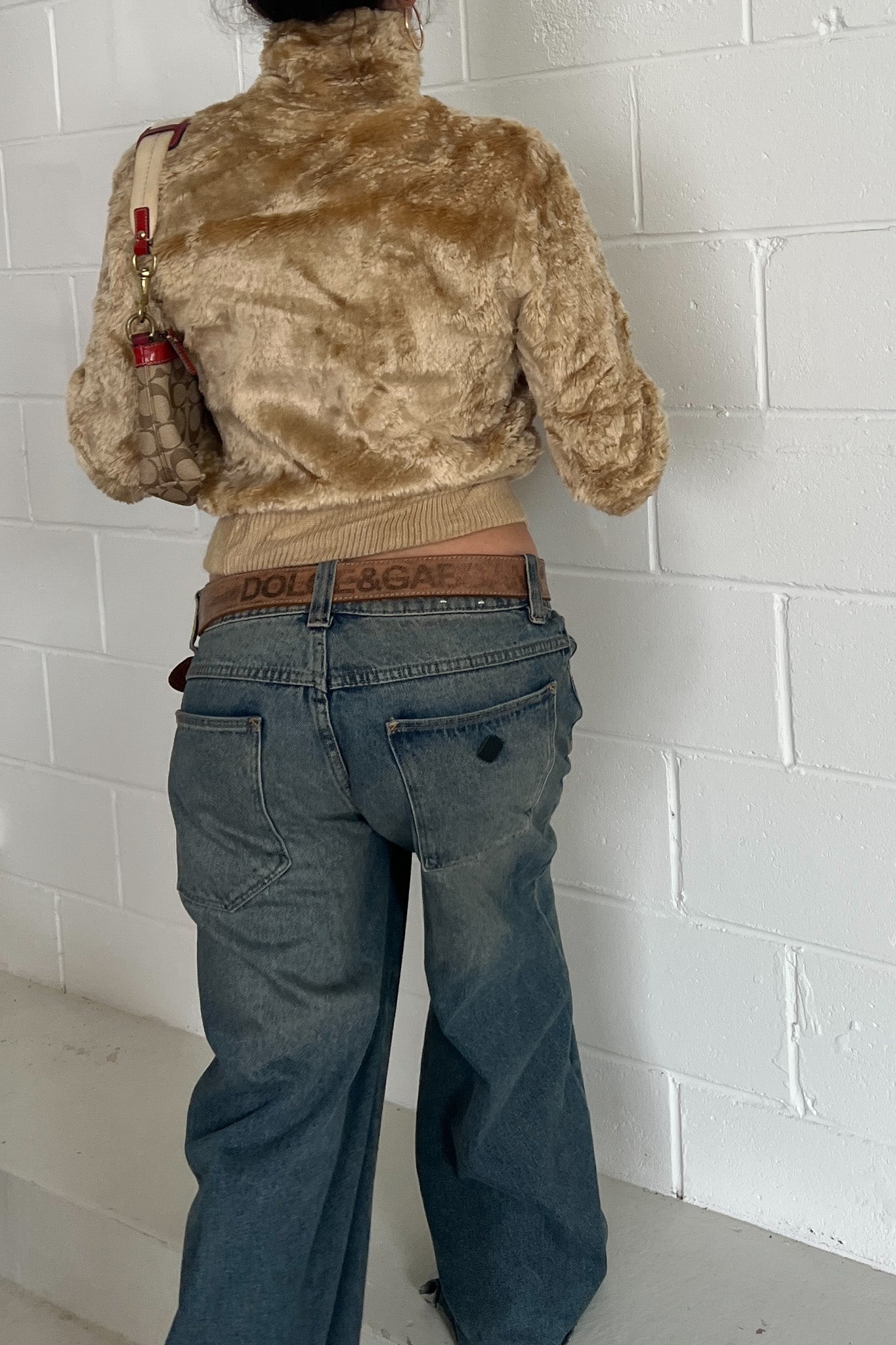 Caramel cuffed zip up jacket ★ Size estimated small