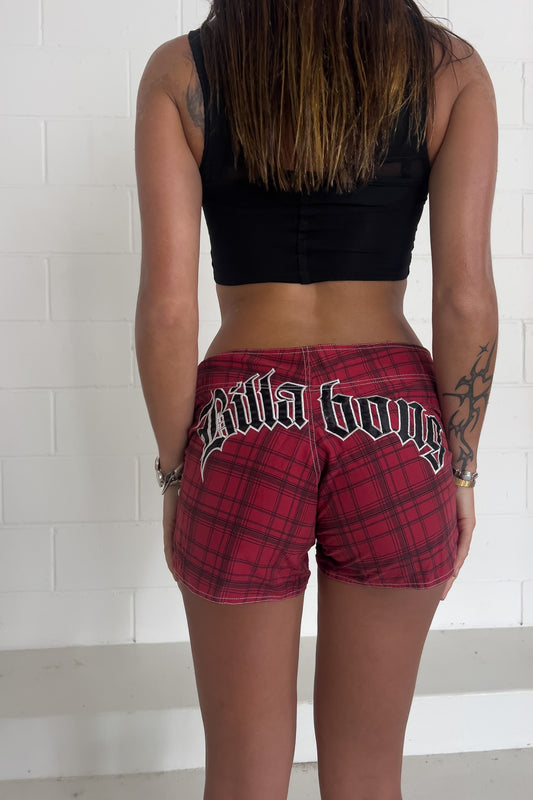 BILLABONG red plaid shorts ★ Size medium