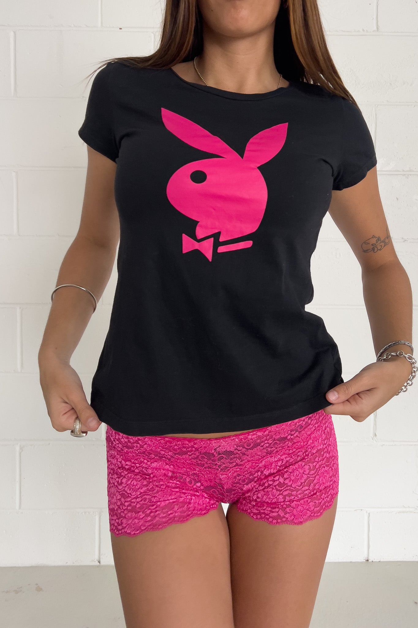 PLAYBOY hot pink + black t-shirt ★ Size medium