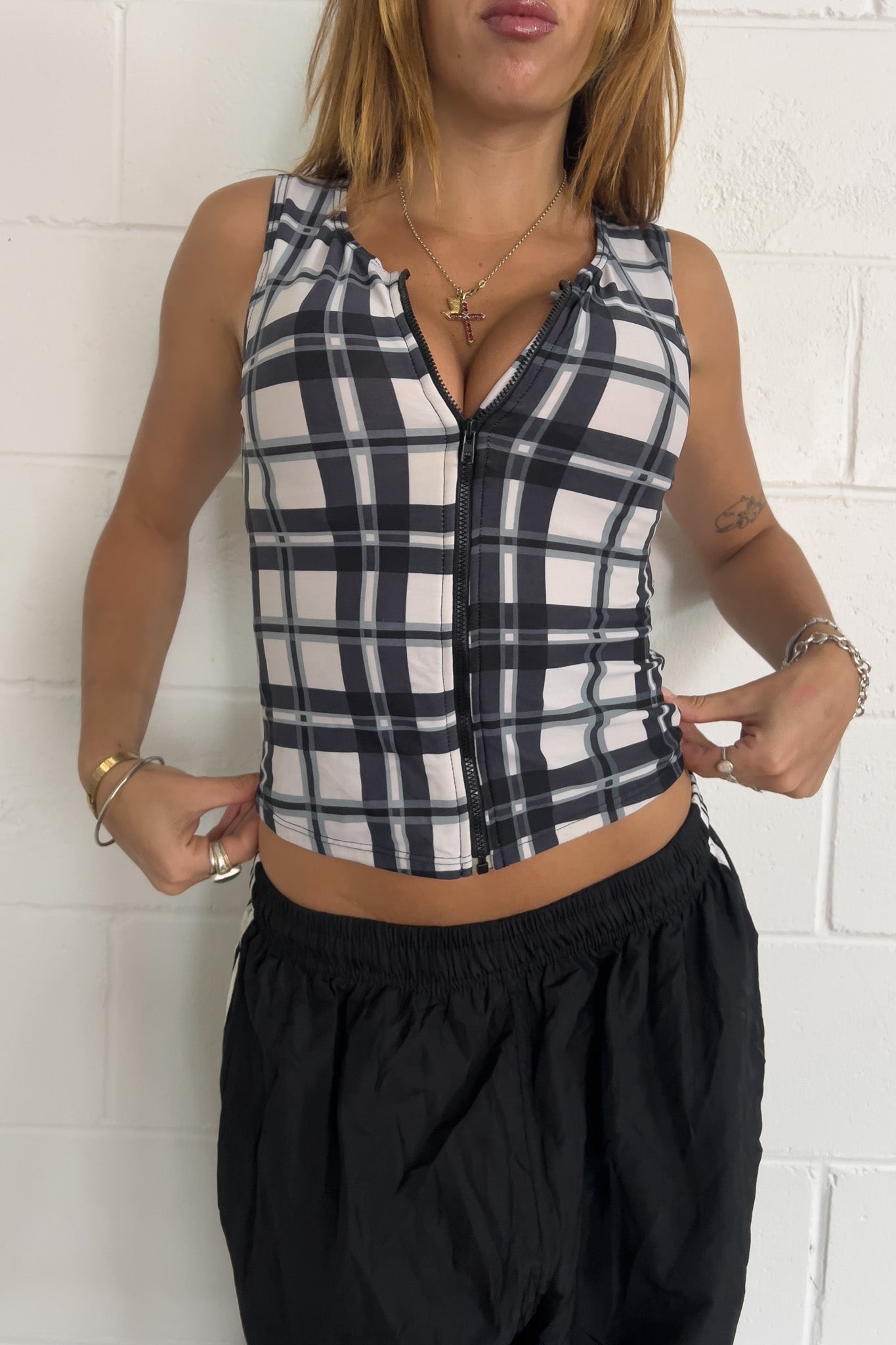 Checkered sport tank ★ Size estimated medium