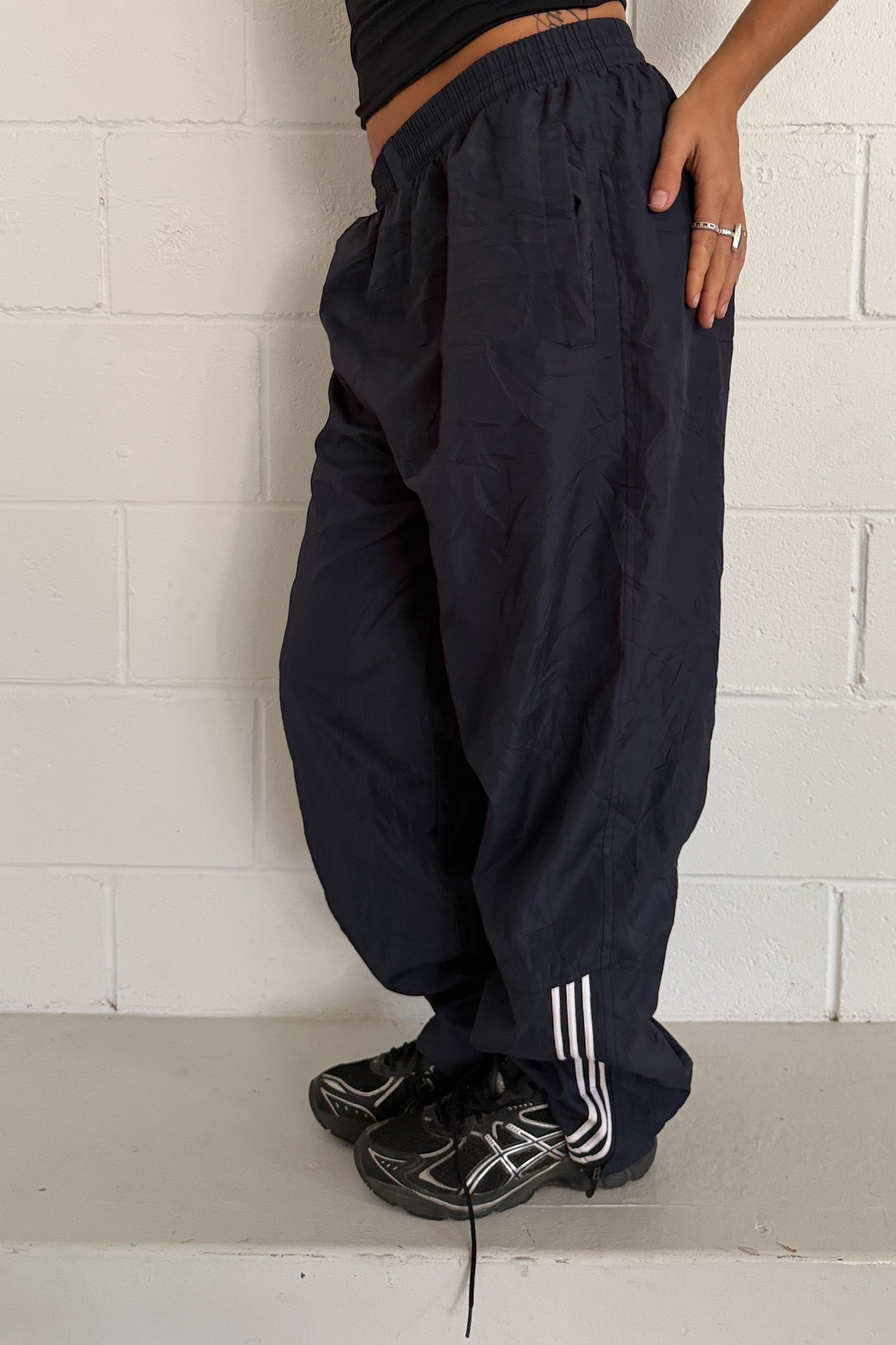 ADIDAS navy 3-stripe track pants ★ Size small-medium