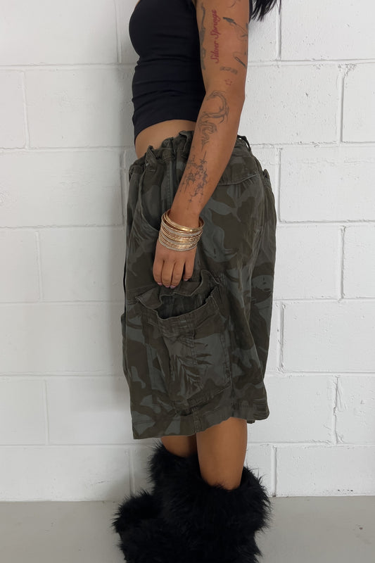 FOUNDRY khaki camo shorts ★ One size (Adjustable drawstring)