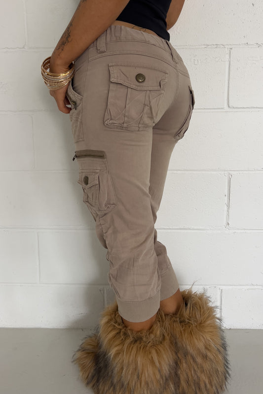 Beige capris ★ Size est small