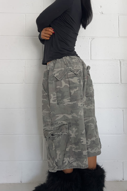 WORK WEAR green camo shorts ★ One size (Adjustable drawstring)