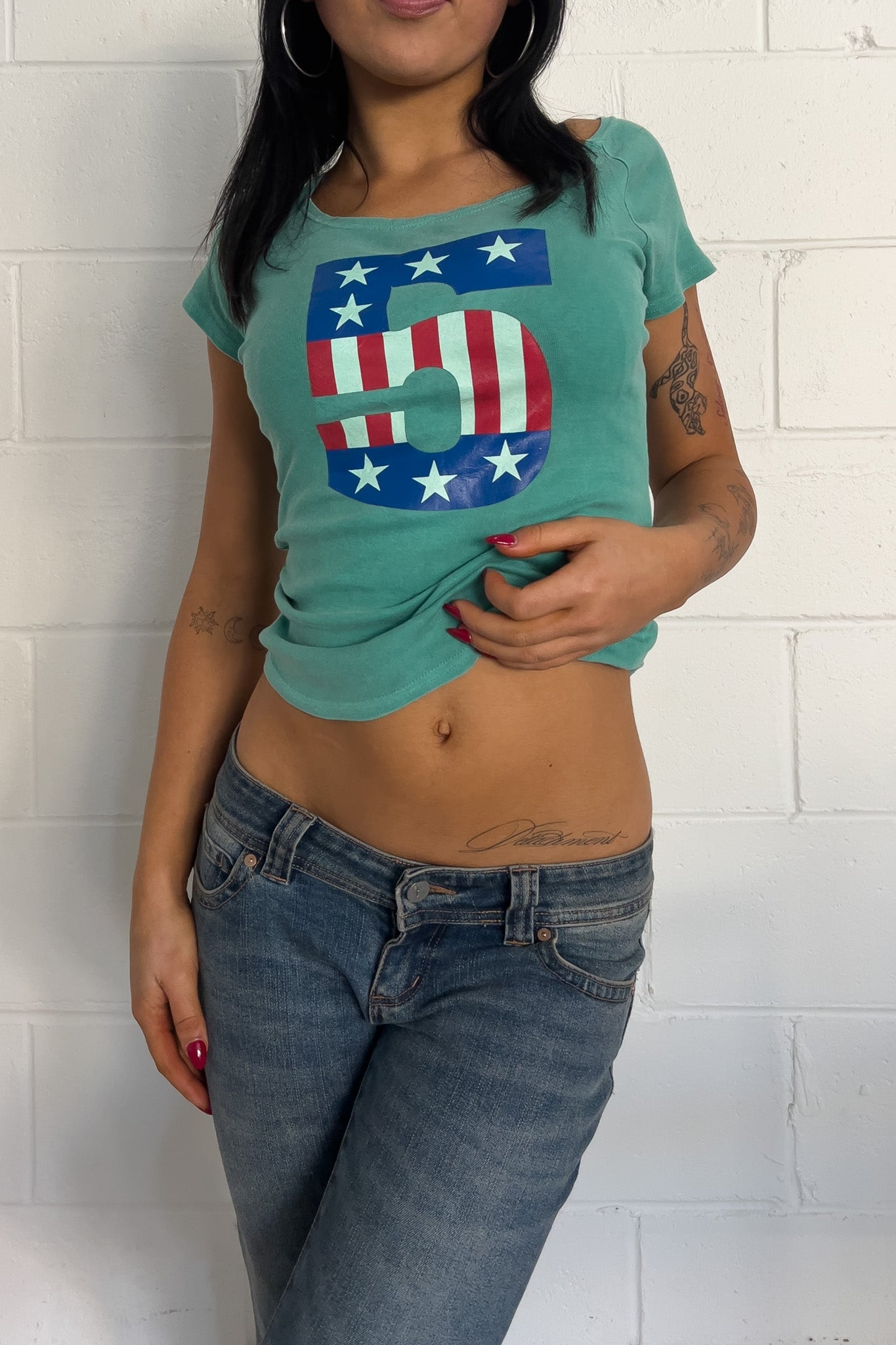 Green "5" top ★ Size est small