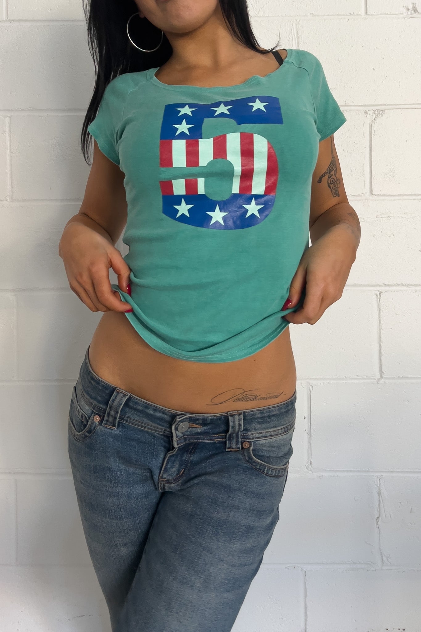 Green "5" top ★ Size est small