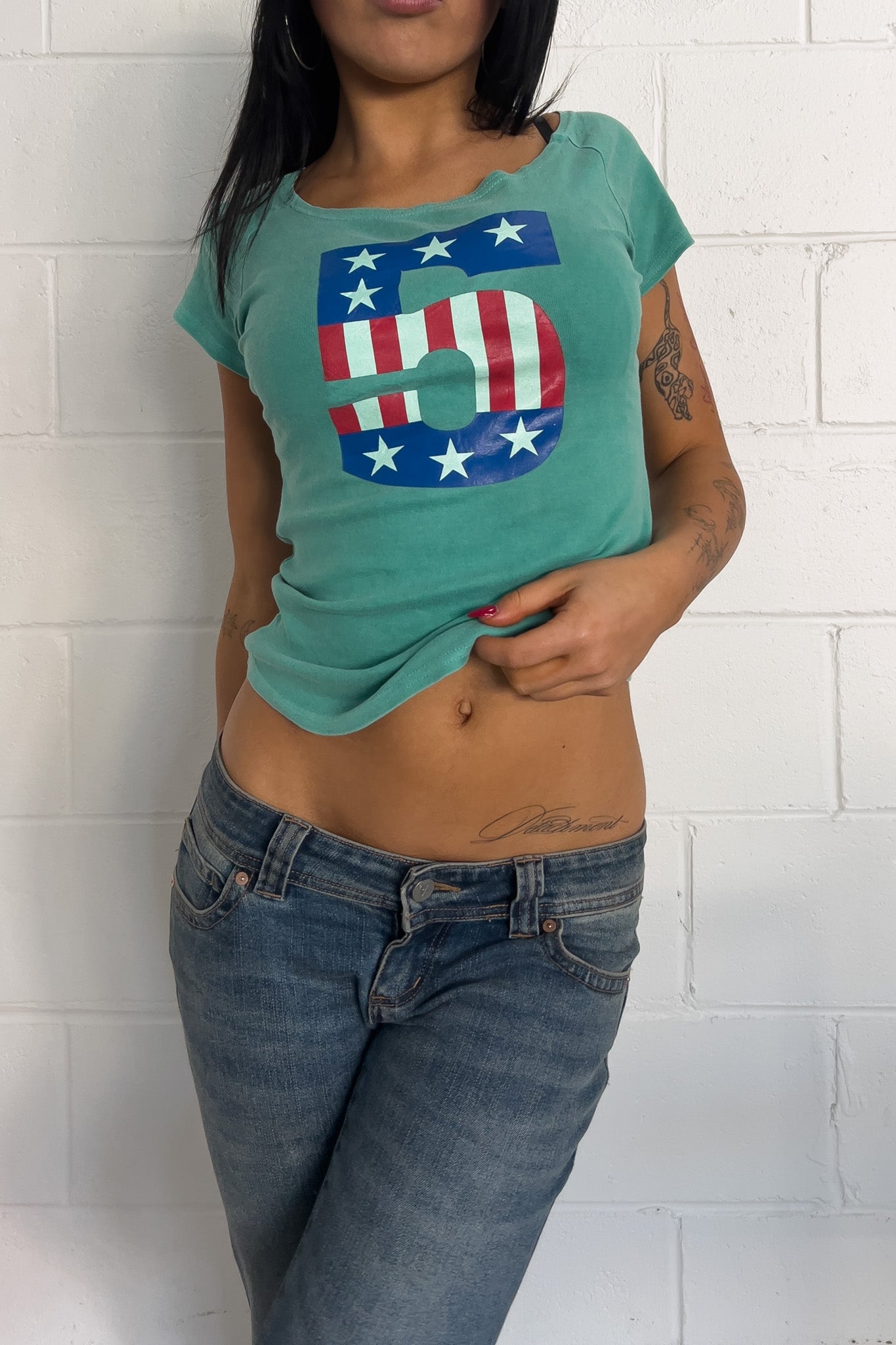 Green "5" top ★ Size est small