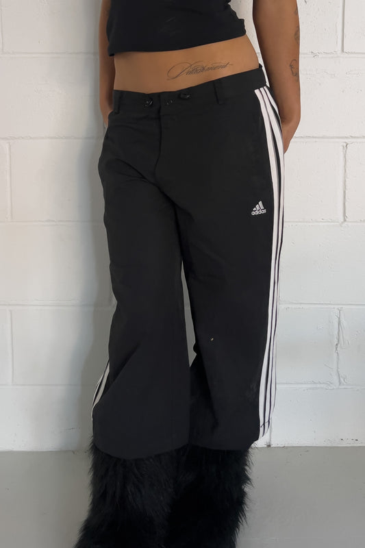 ADIDAS black + white track capris ★ Size labelled large (Adjustable drawstrings)