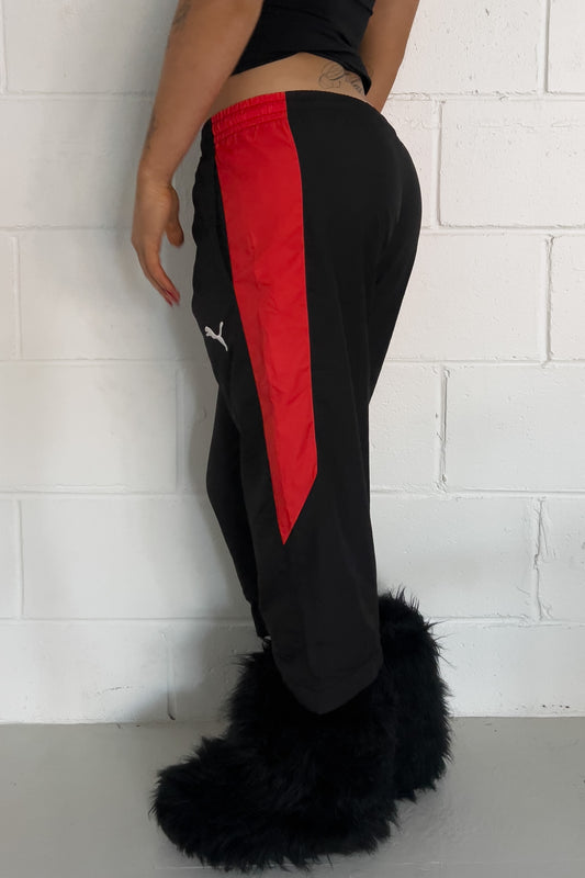PUMA black + red track capris ★ Size labelled small