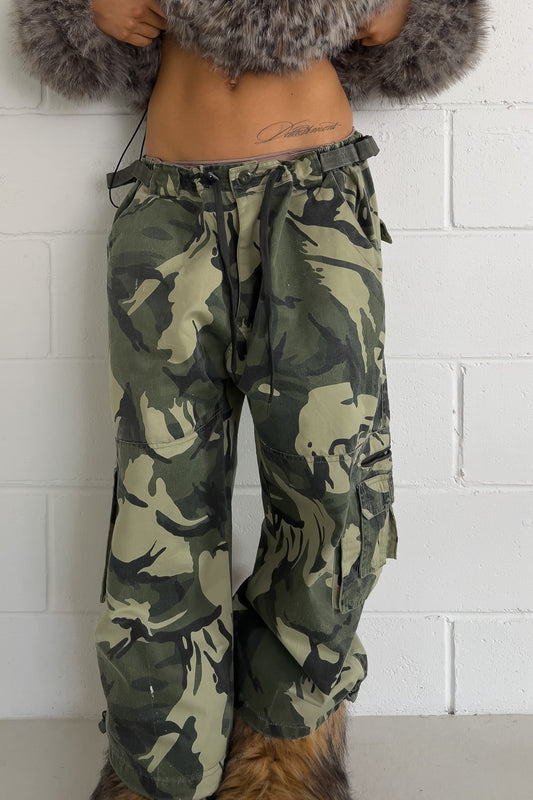 EASIERNCOTTAGE green camo shorts ★ One size (Adjustable drawstring)
