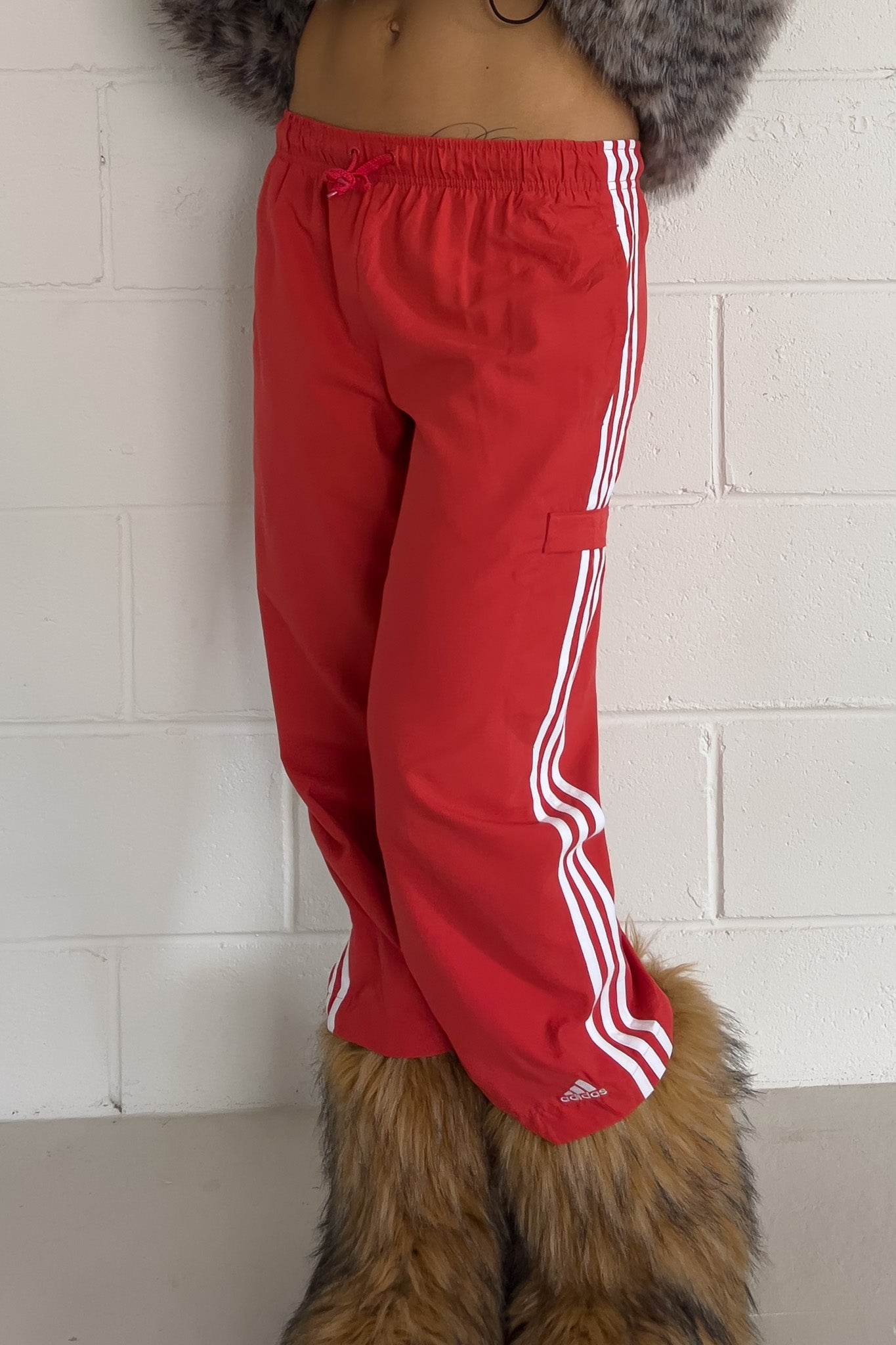 ADIDAS red + white track capris ★ Size labelled small (Adjustable drawstrings)