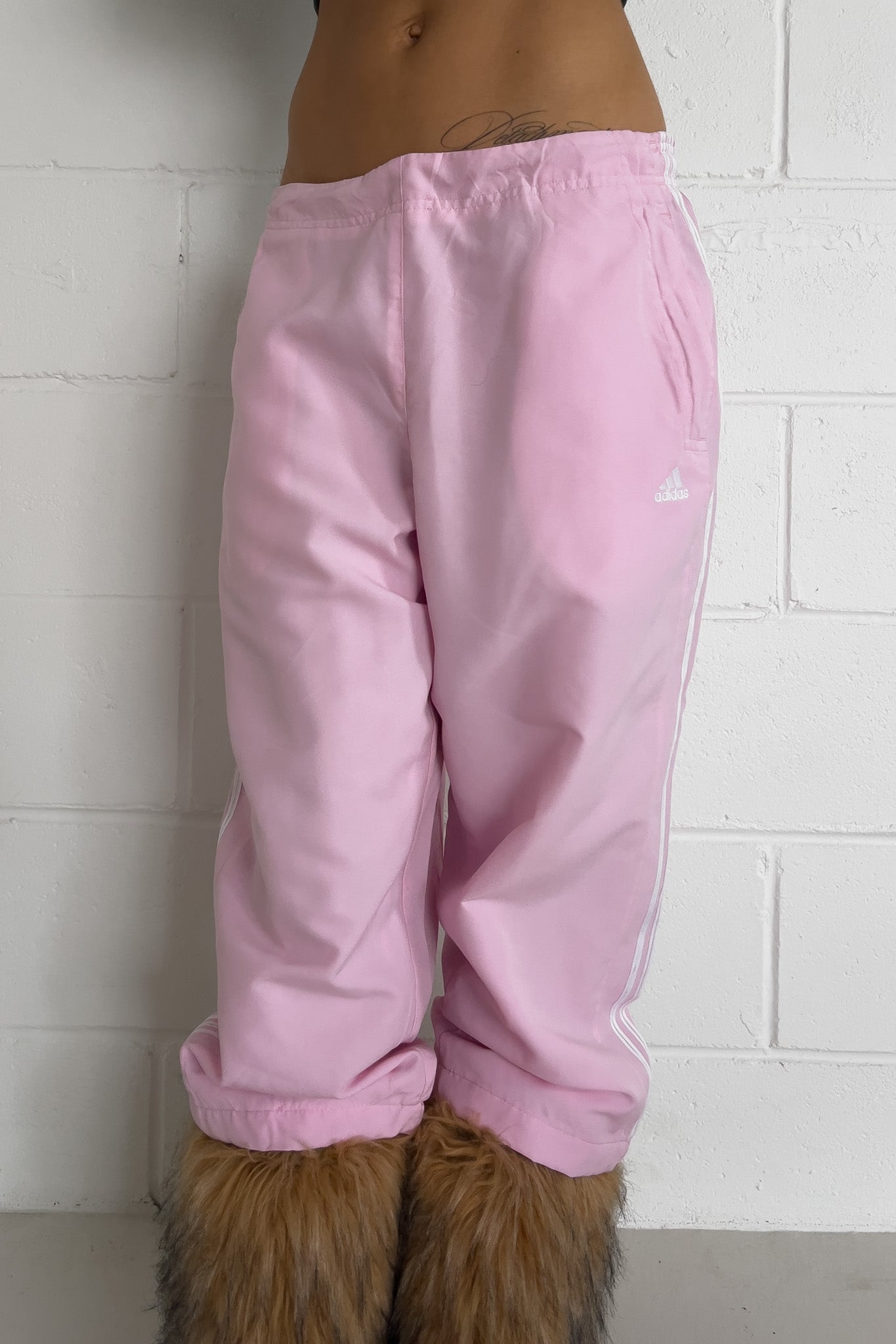 ADIDAS pink track capris ★ Size labelled X large (Adjustable drawstrings)