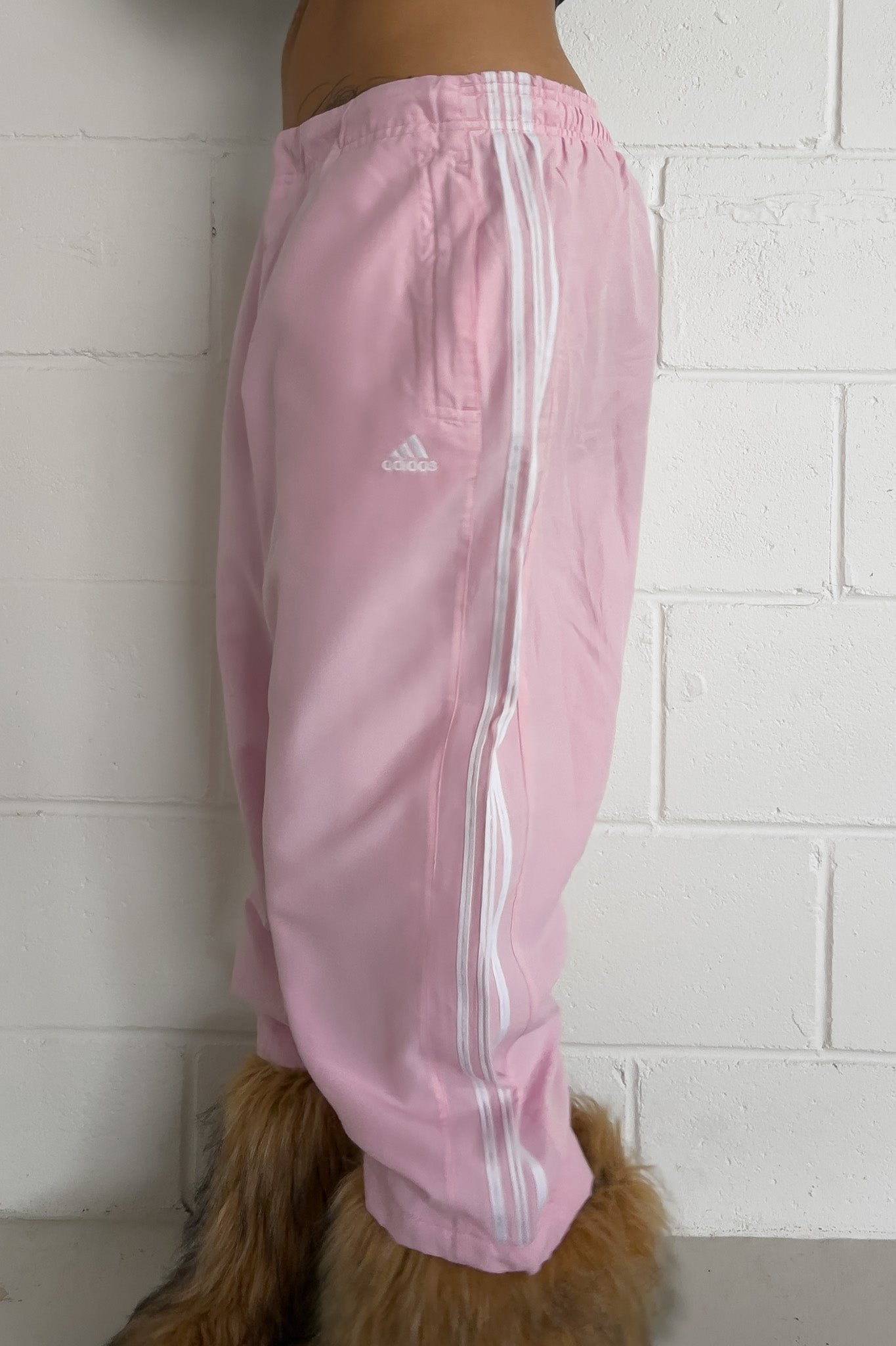 ADIDAS pink track capris ★ Size labelled X large (Adjustable drawstrings)