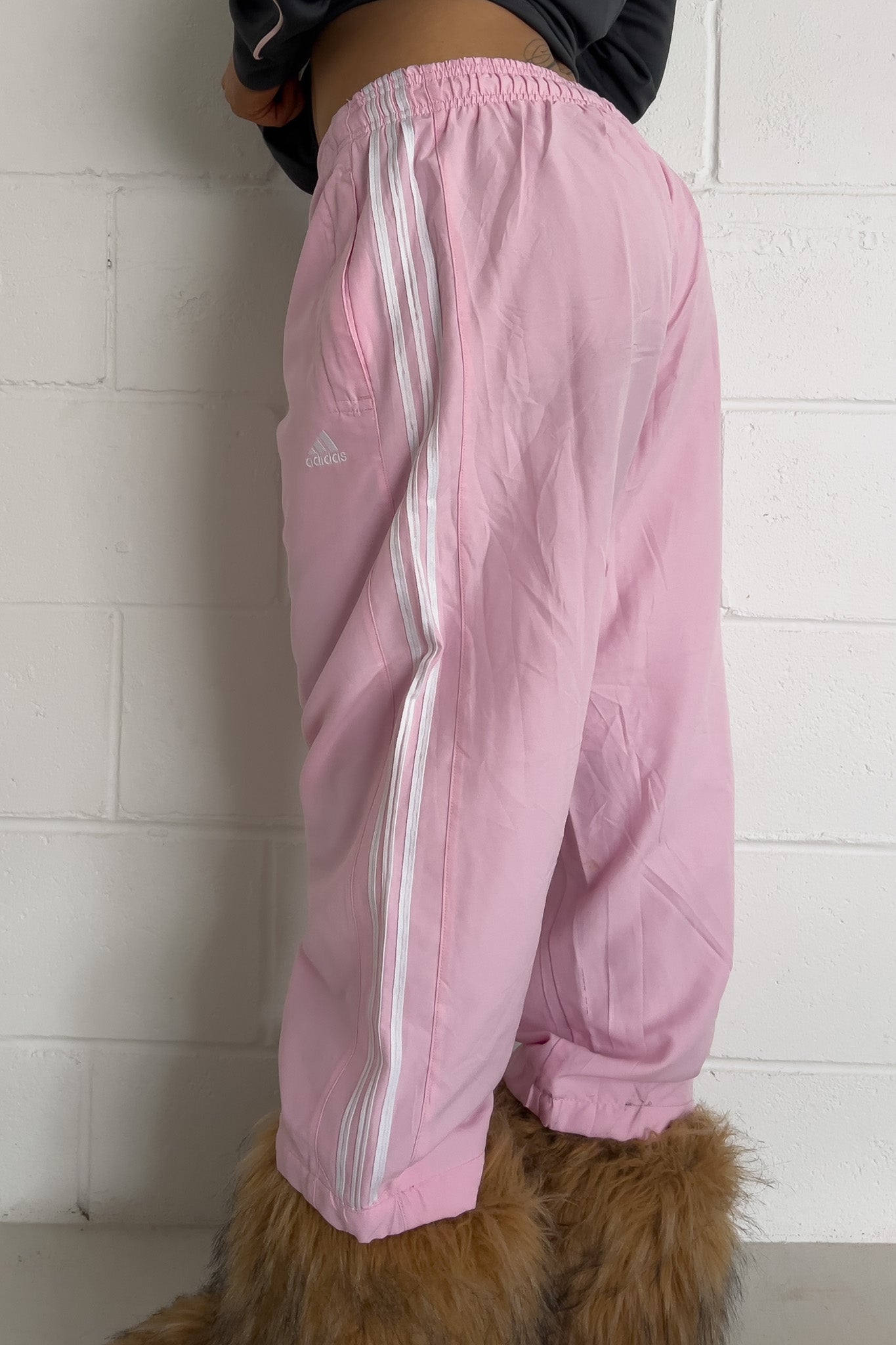 ADIDAS pink track capris ★ Size labelled X large (Adjustable drawstrings)