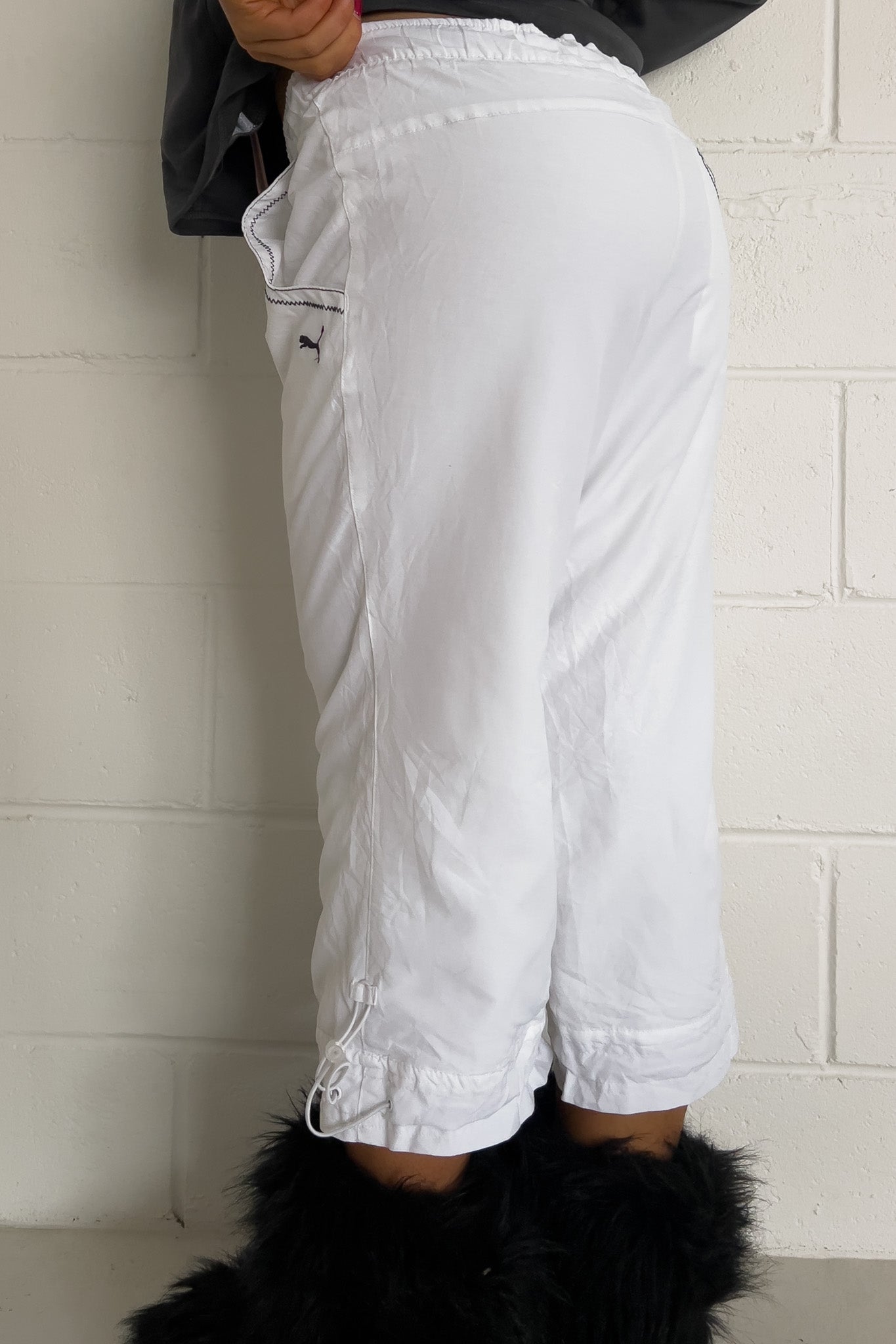 PUMA white track capris ★ Size labelled small (Adjustable drawstrings)