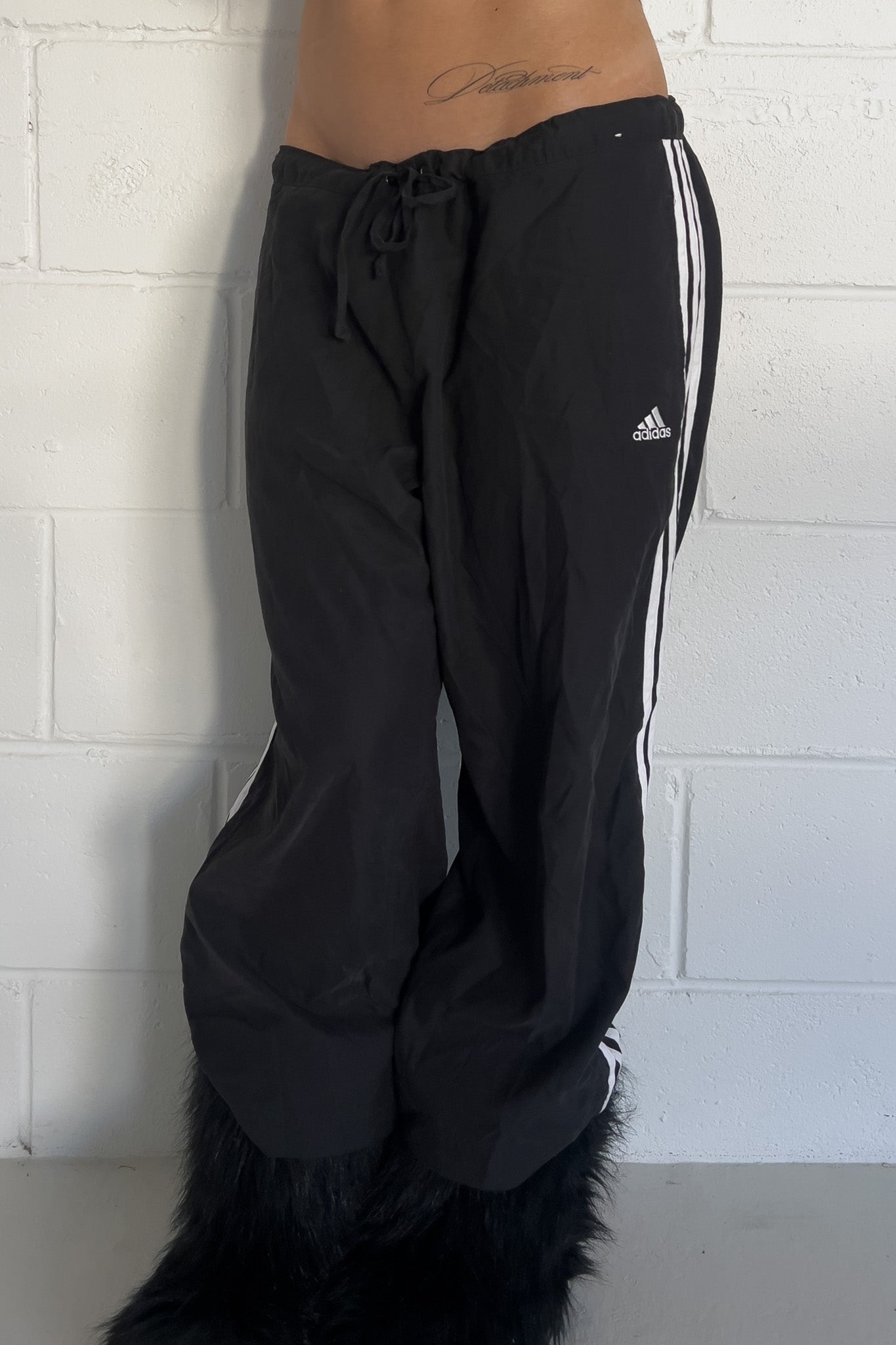 ADIDAS black track capris ★ Size labelled Xlarge