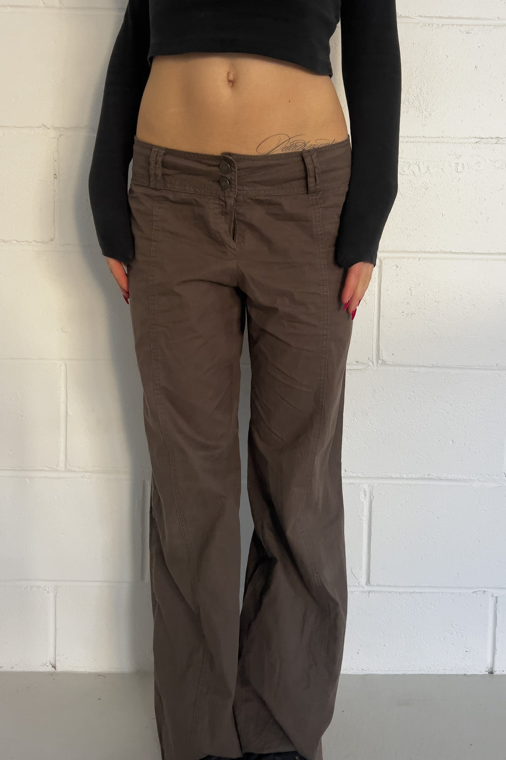 Brown low-rise cargo pants ★ Size est small