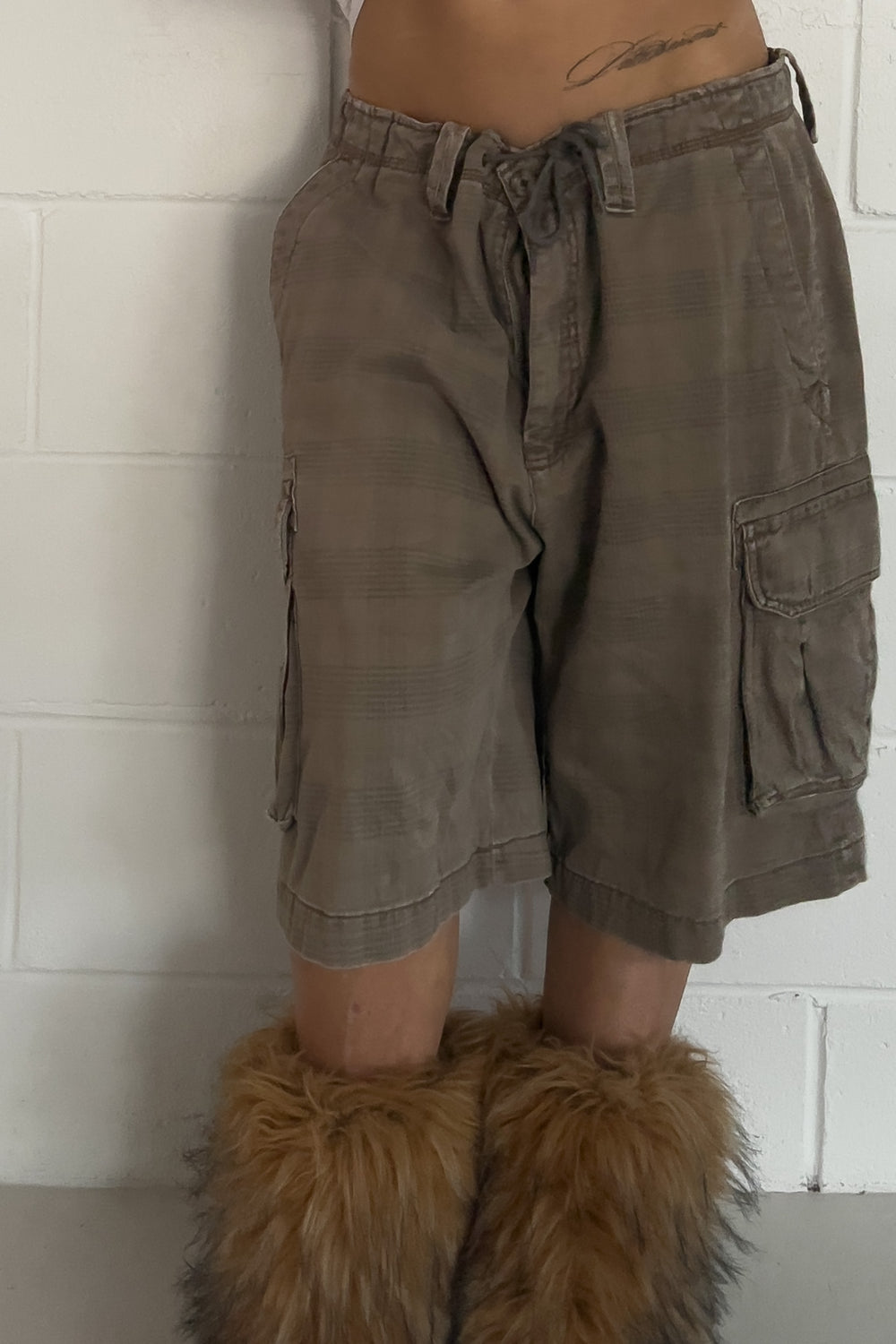 IZOD brown plaid shorts ★ One size adjustable waist (Copy)