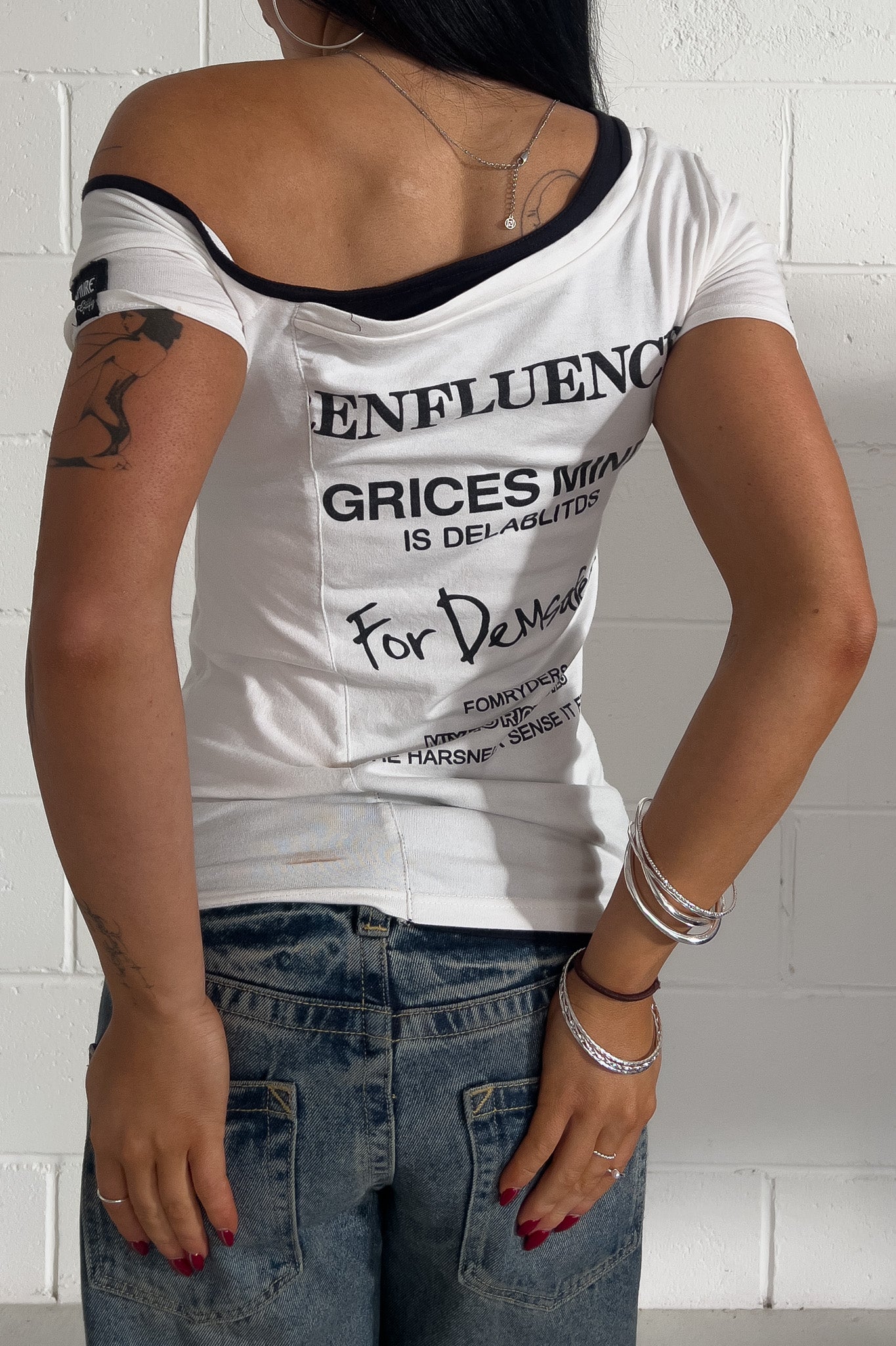 MAISON GILLY black + white "zipper" graphic top  ★ Size est  medium