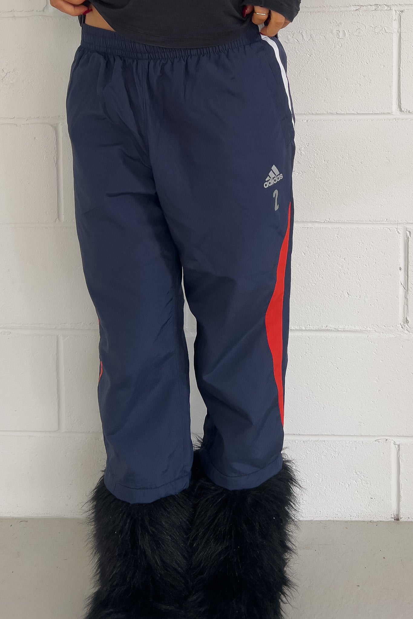 ADIDAS navy + orange "2" track capris ★ Size labelled large
