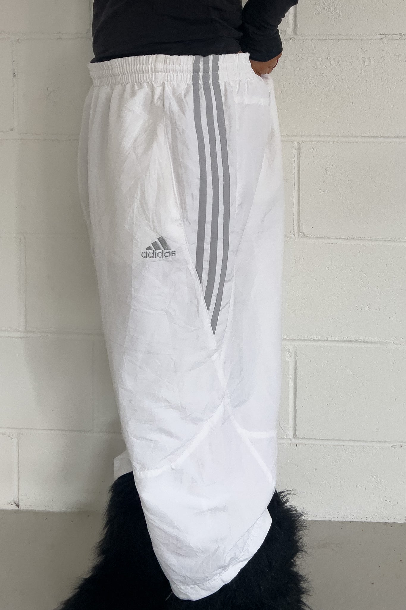 ADIDAS white + grey track capris ★ Size labelled 2XL