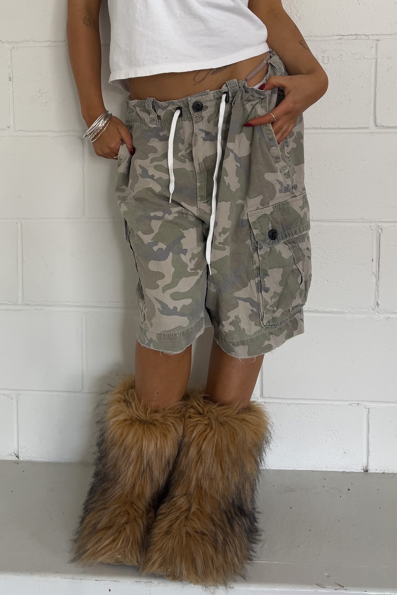 AMERICAN EAGLE green camo shorts ★ One size (Adjustable drawstring)
