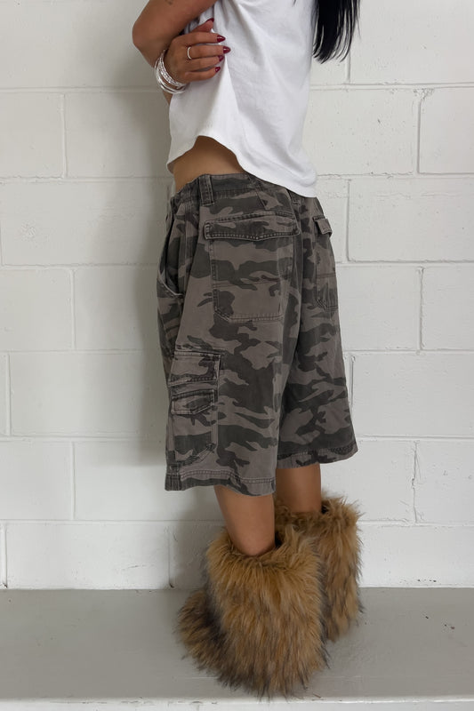 CANYON RIVER BLUES brown camo shorts ★ One size (Adjustable drawstring)