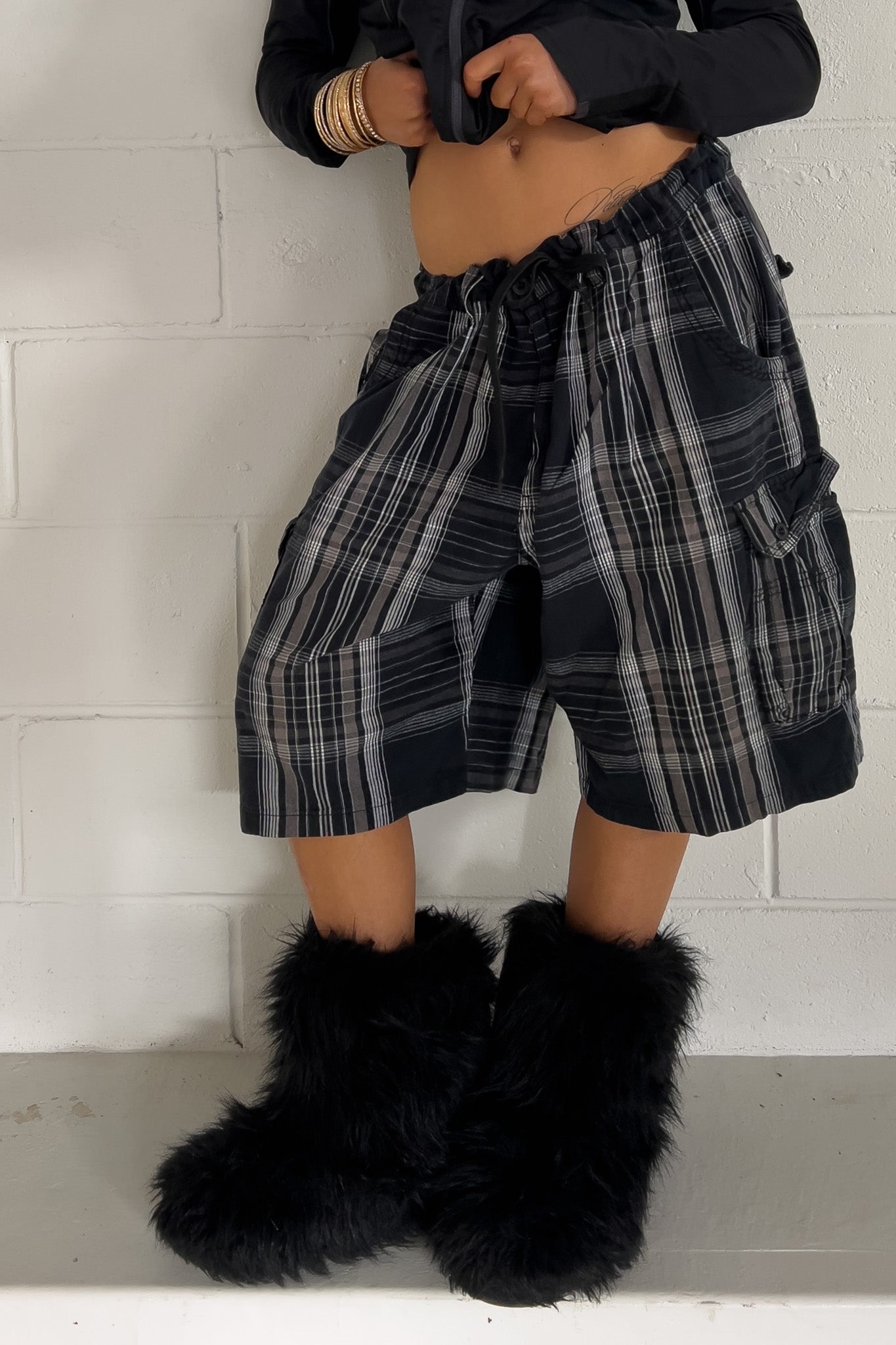 BURNSIDE black plaid short ★ One size adjustable waist