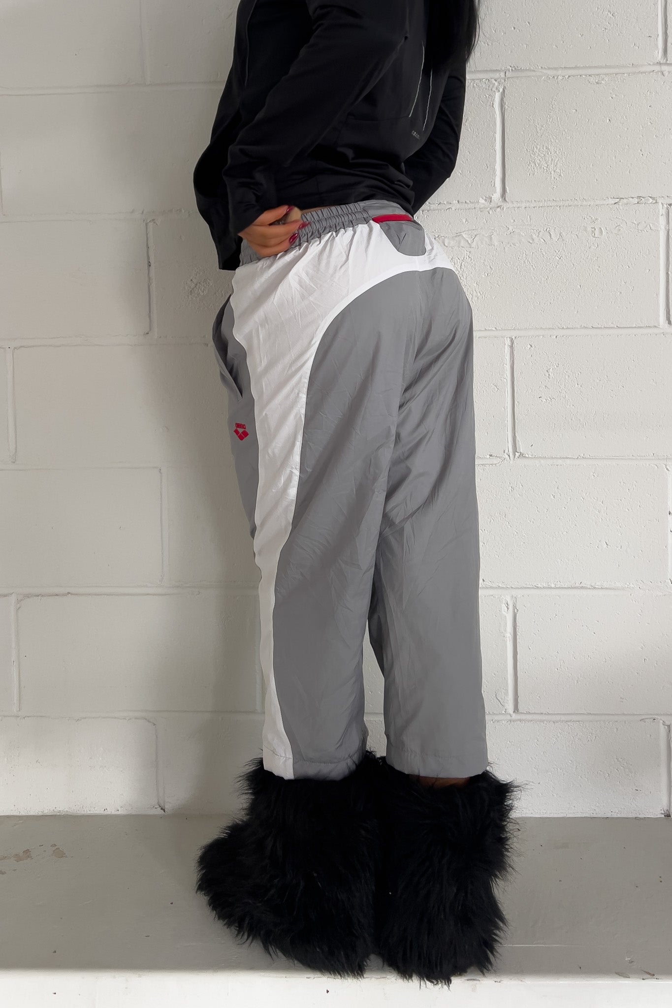 ARENA grey track capris ★ Size est medium