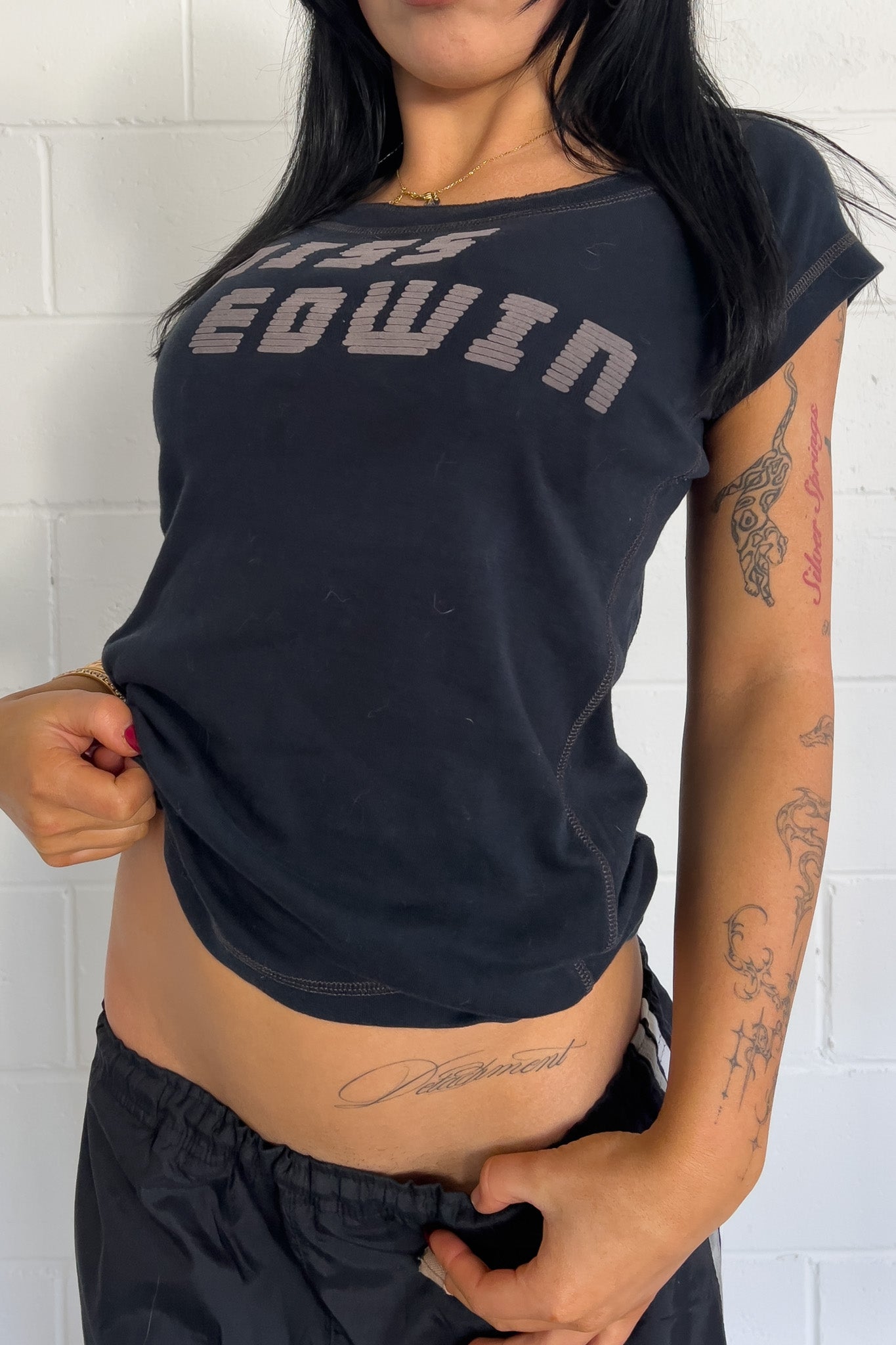EDWIN SPORT black "miss Edwin" graphic top ★ Size labelled medium