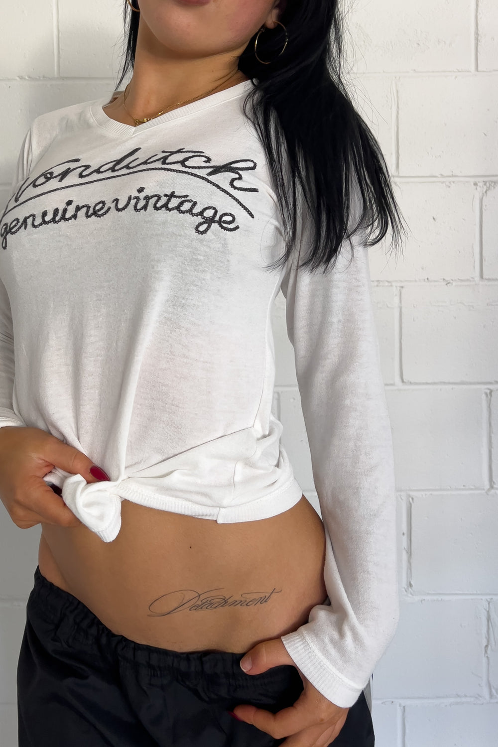 VONDUTCH white script long sleeve ★ Size labelled medium
