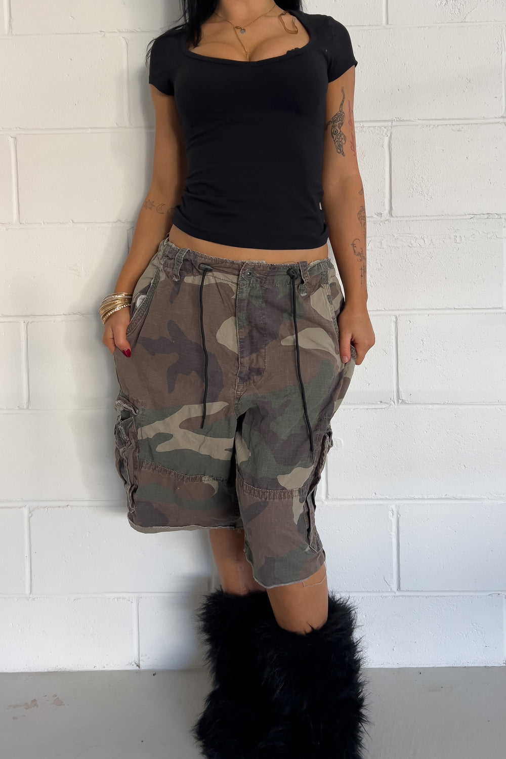 AMERICAN EAGLE green + brown camo shorts ★ One size (Adjustable drawstring)