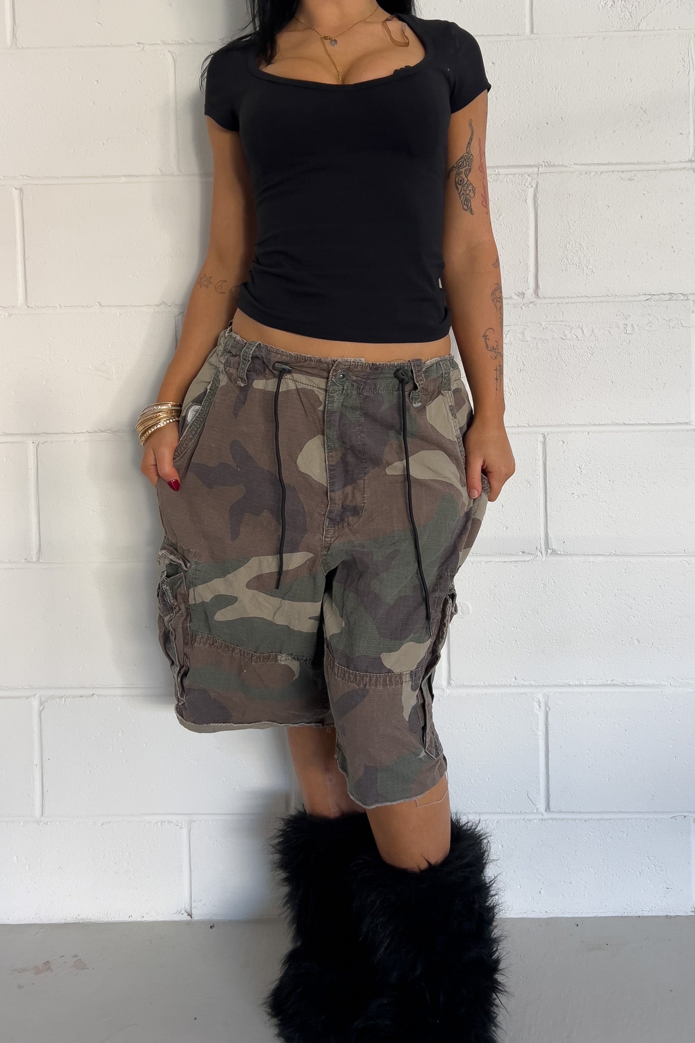AMERICAN EAGLE green + brown camo shorts ★ One size (Adjustable drawstring)