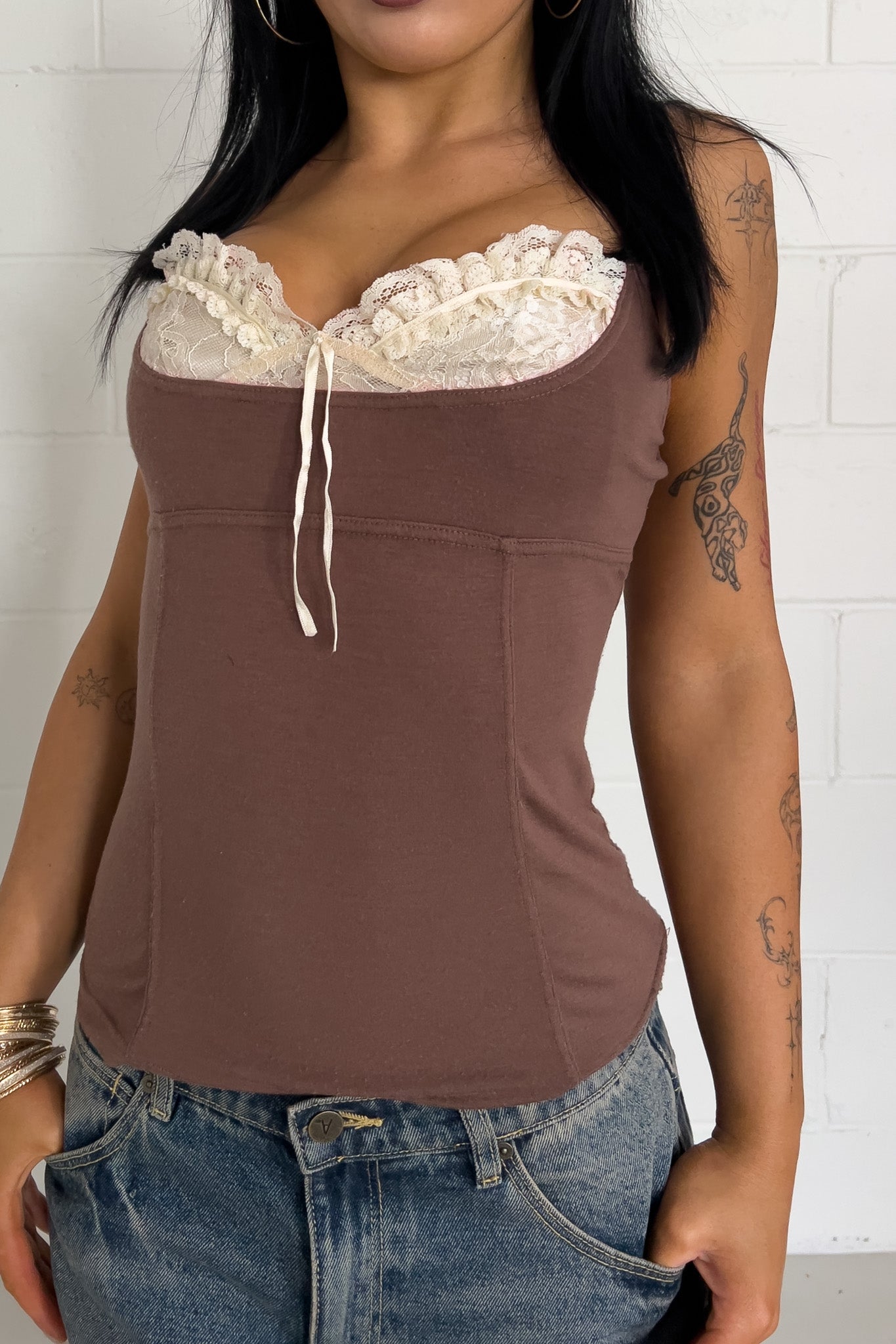Brown + white lace top ★ Size est small/medium