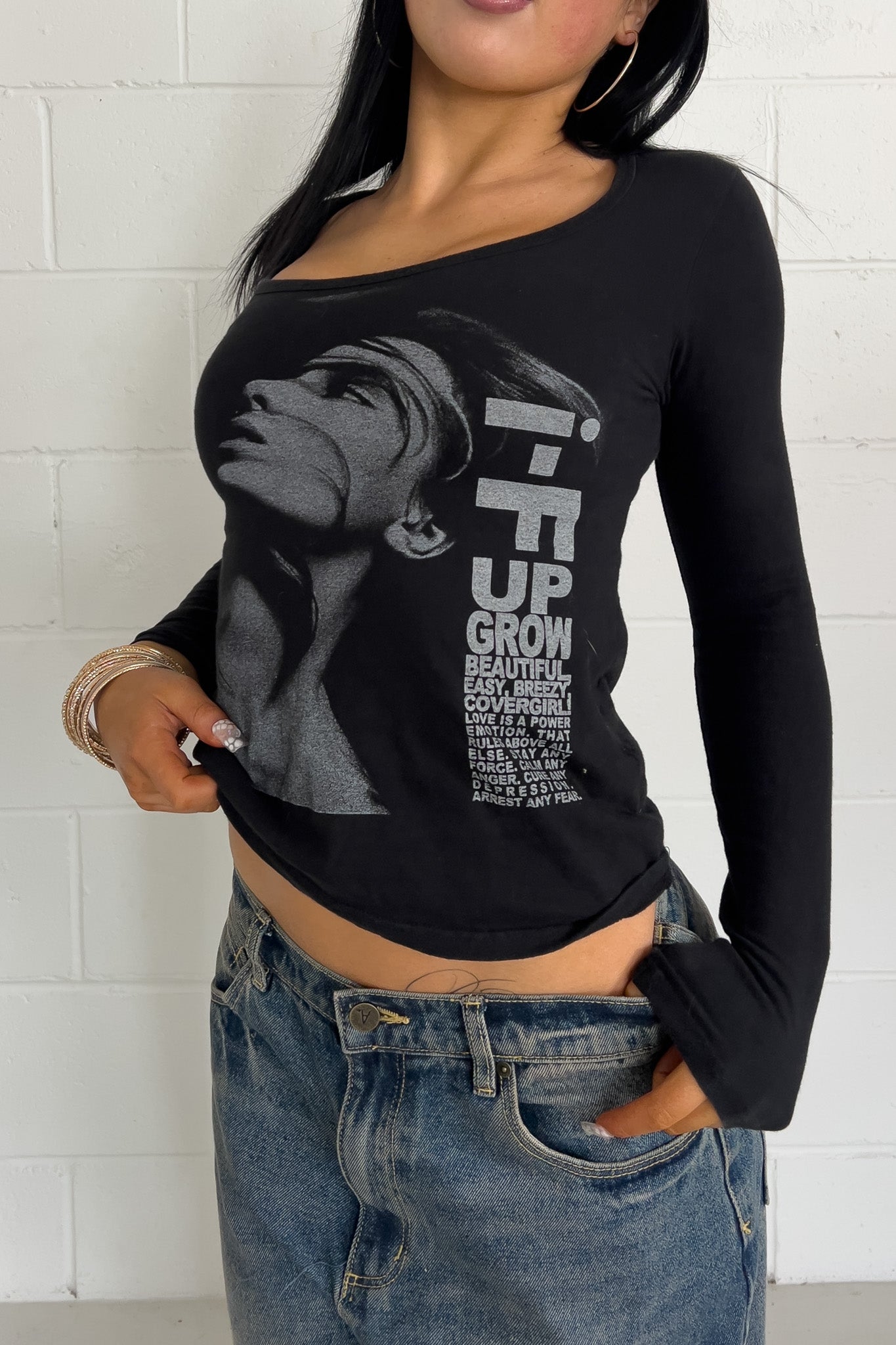 Black graphic "grow up" long sleeve ★ Size est small