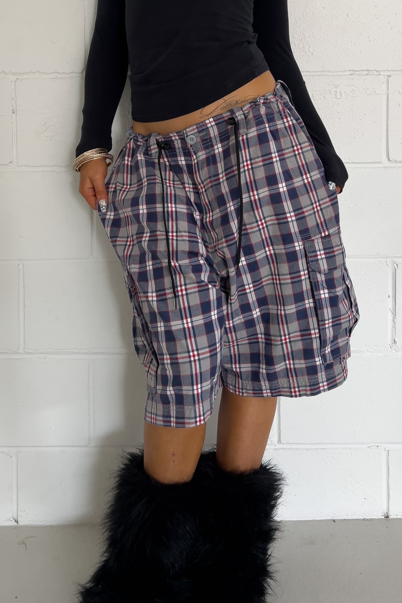 ST JOHNS BAY red + blue plaid short ★ One size adjustable waist