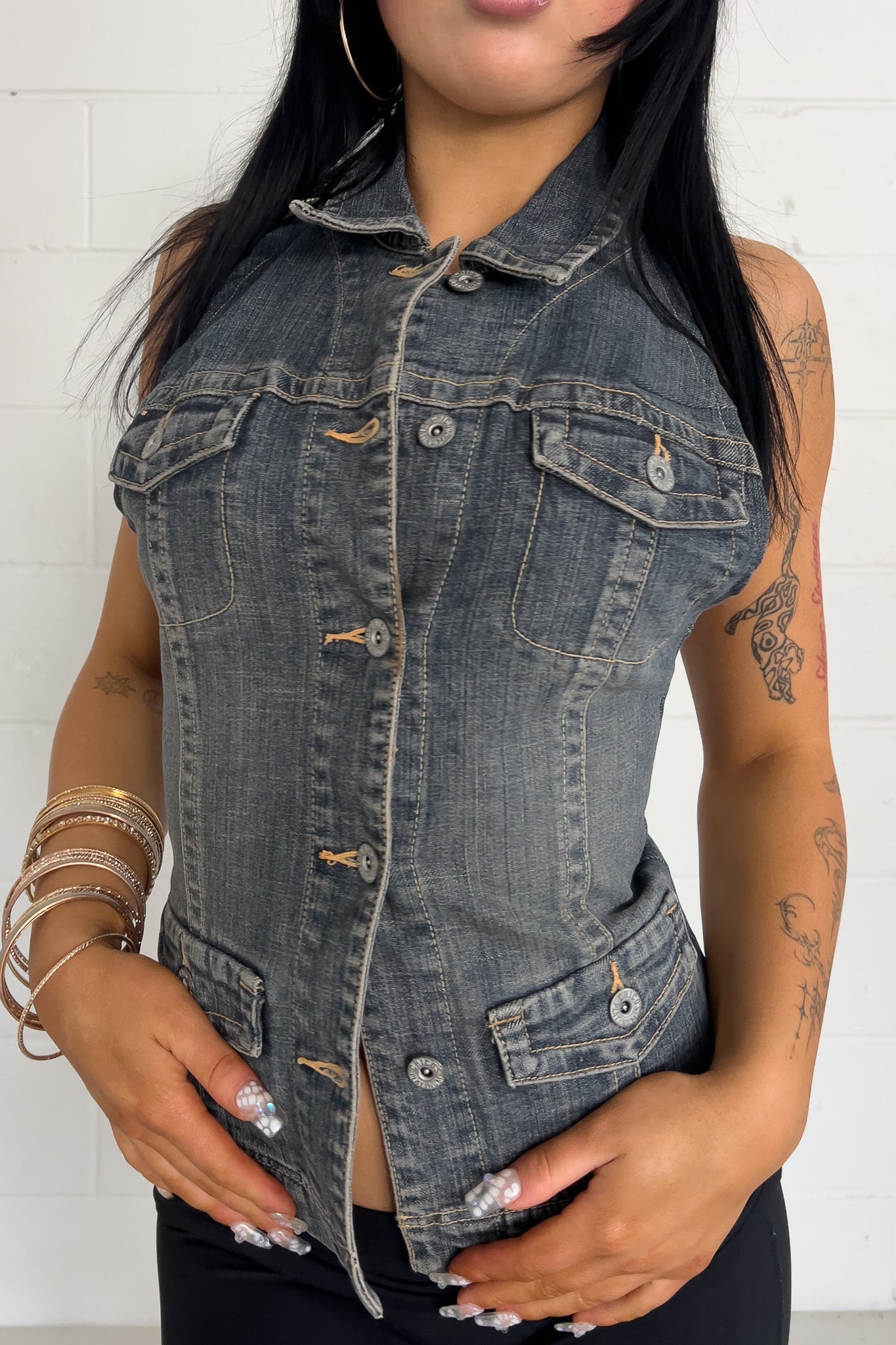 reworked denim vest ★ Size est medium