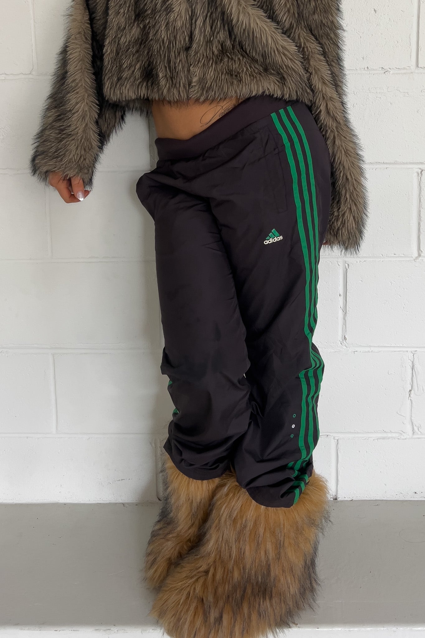 ADIDAS brown + green track pants ★ Size labelled small