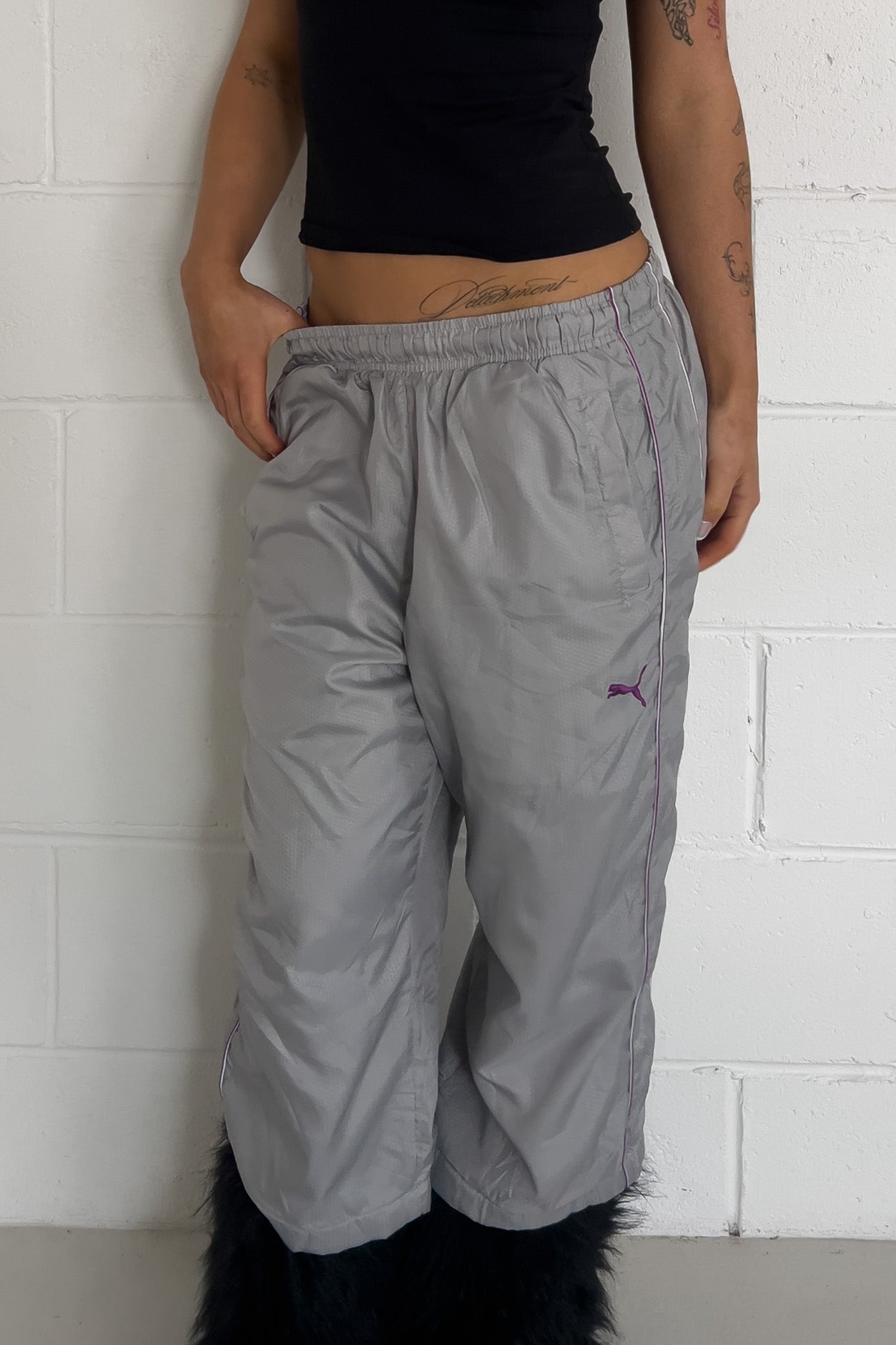 PUMA grey + purple track capris ★ Size est medium