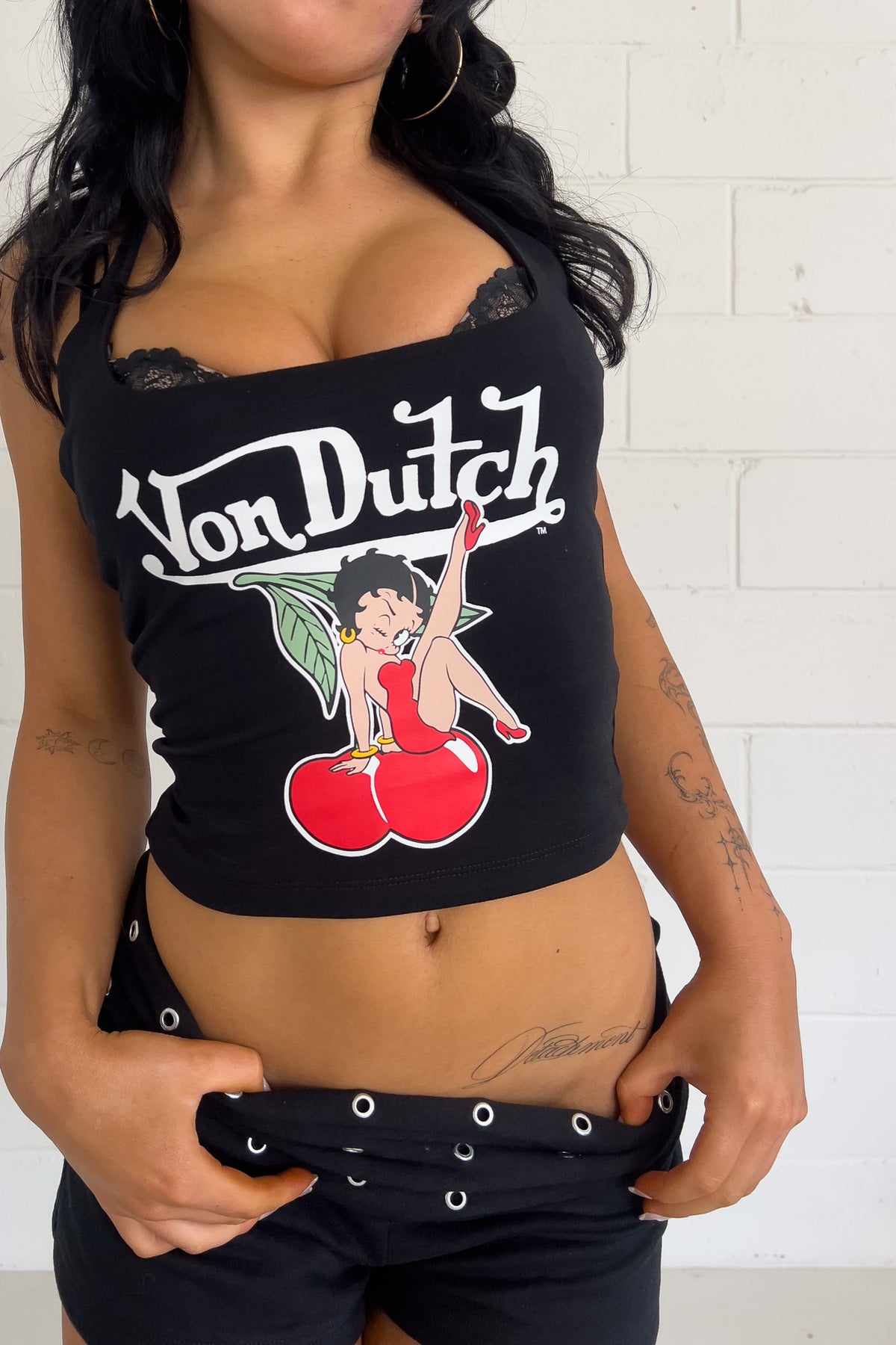 VONDUTCH black top ★ Size labelled small