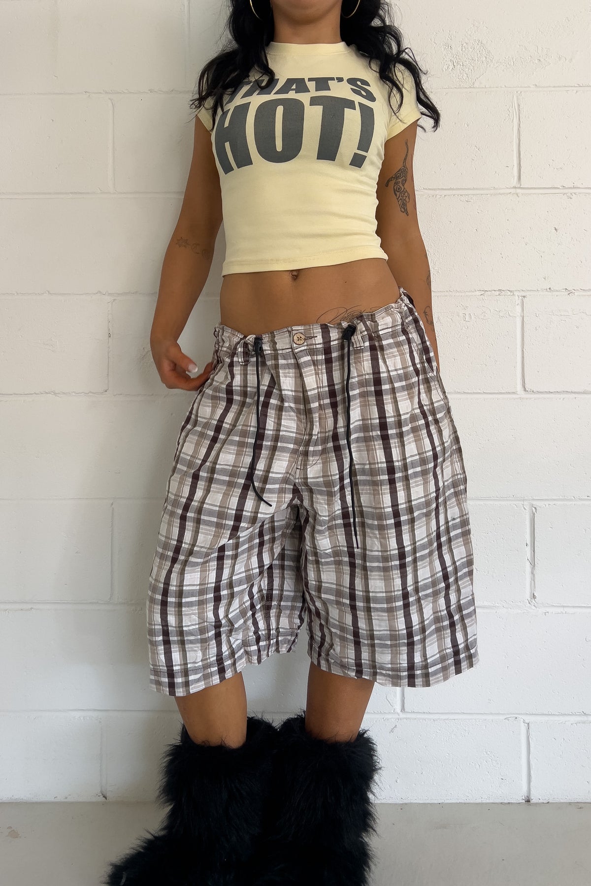 FOOTLOCKER brown plaid short ★ One size adjustable waist
