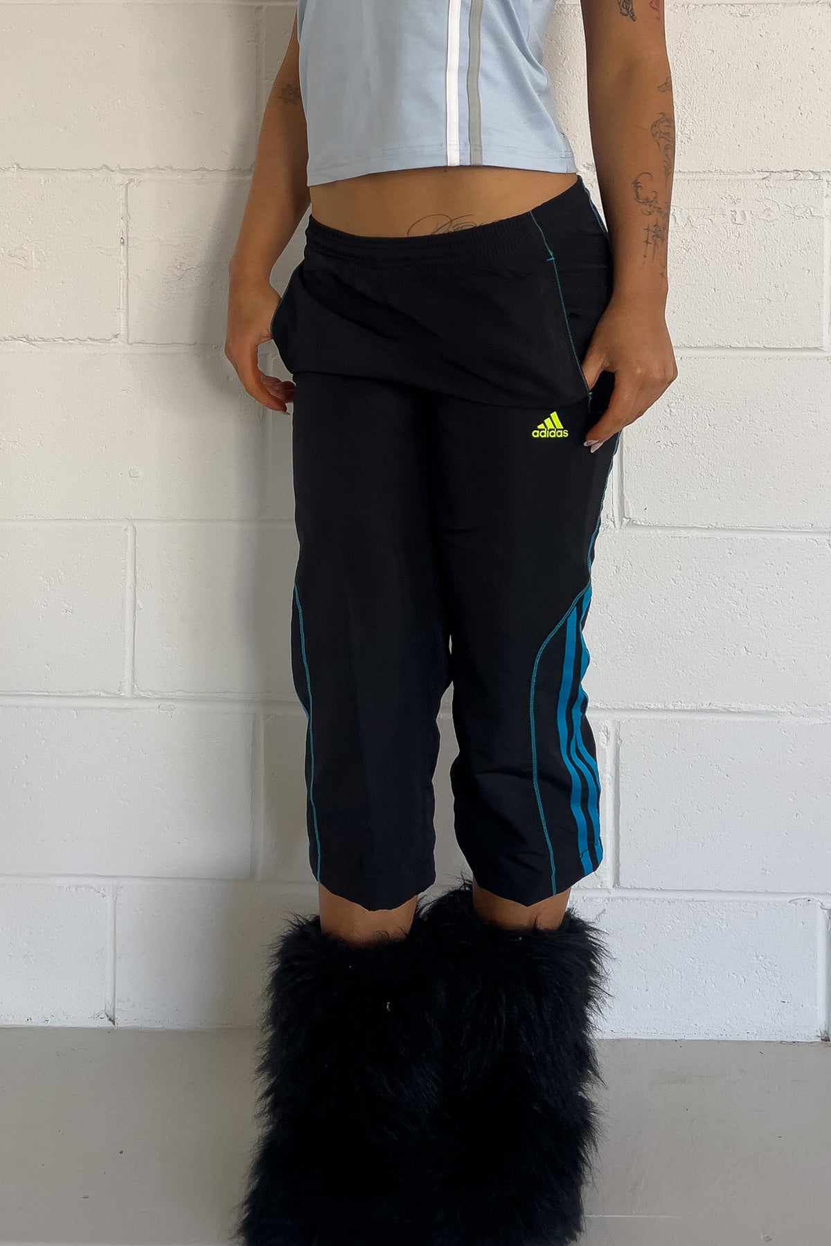 ADIDAS black + neon green logo track capris ★ Size est small