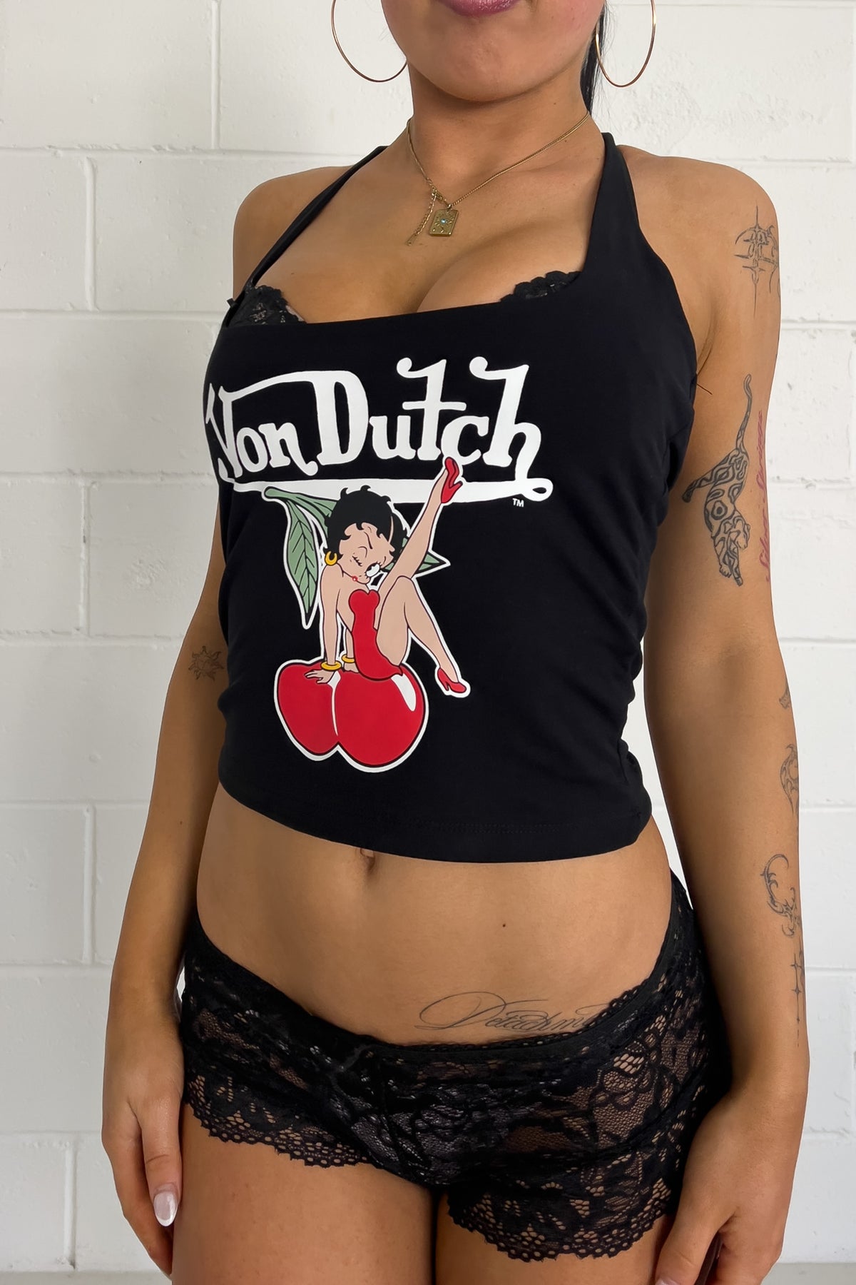 VONDUTCH black "cherry" top ★ Size labelled medium